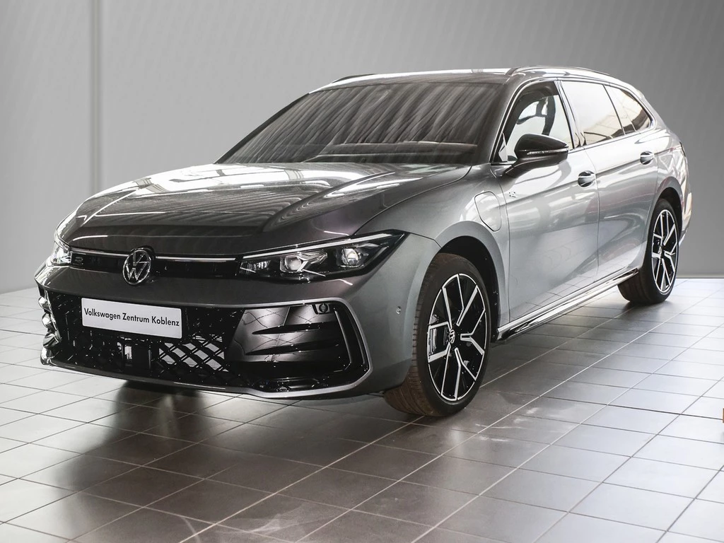 Volkswagen Passat R-Line 1,5 l eHybrid 177 PS / 85 KW 6-Gang DSG
