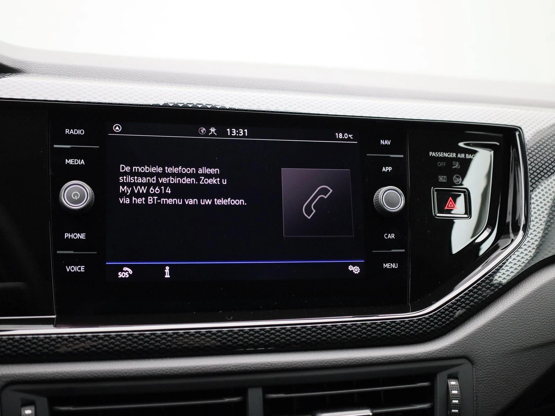 Volkswagen-Polo-image-24
