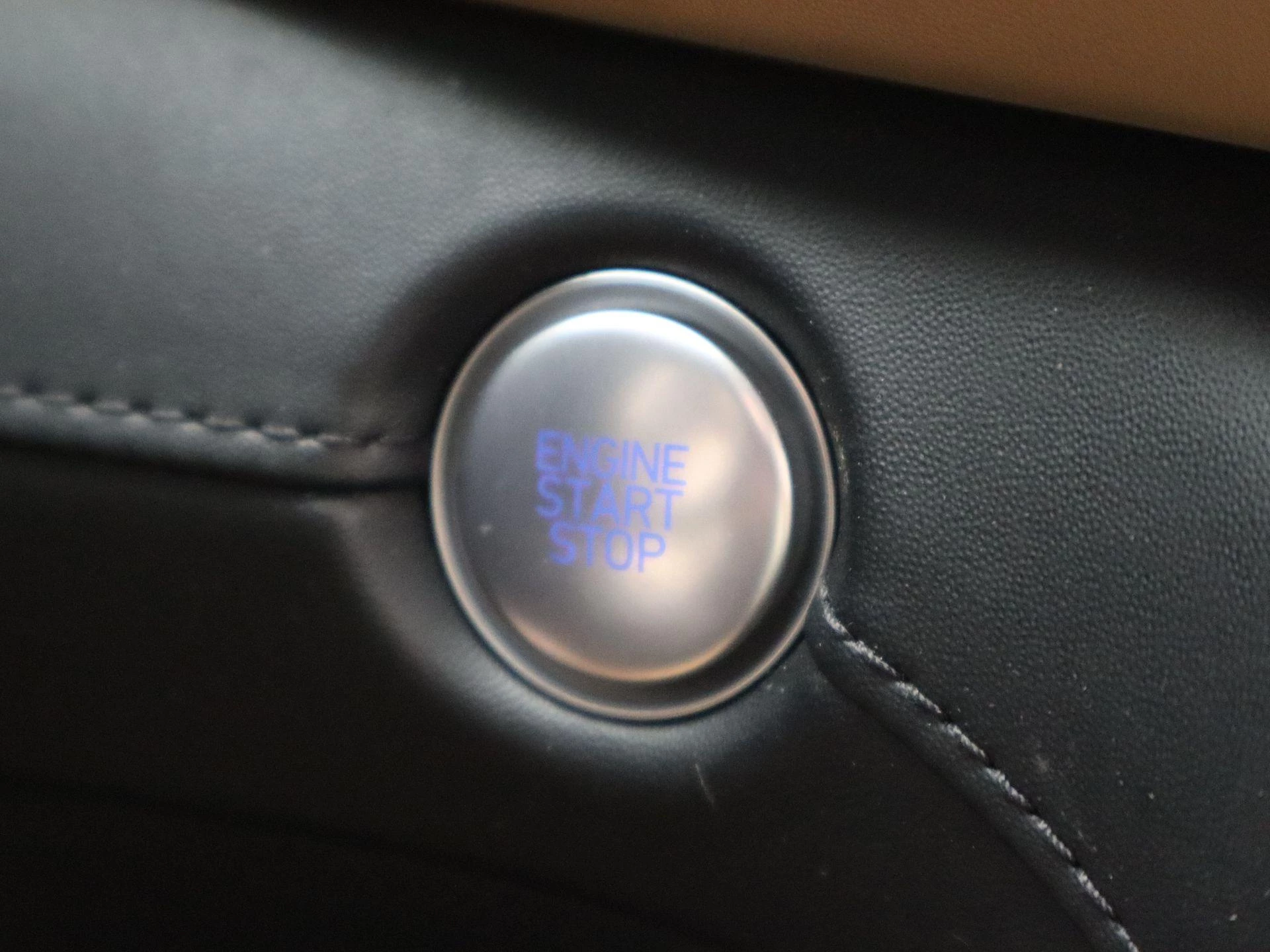 Hyundai-Santa Fe-image-22