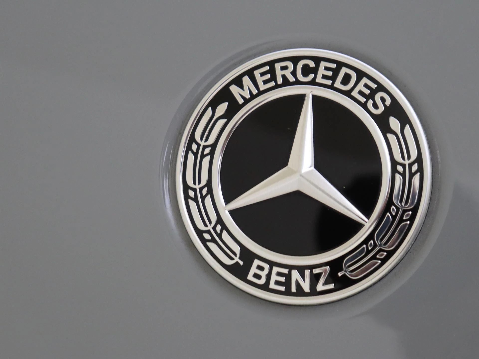 Mercedes-Benz-GLC-image-25
