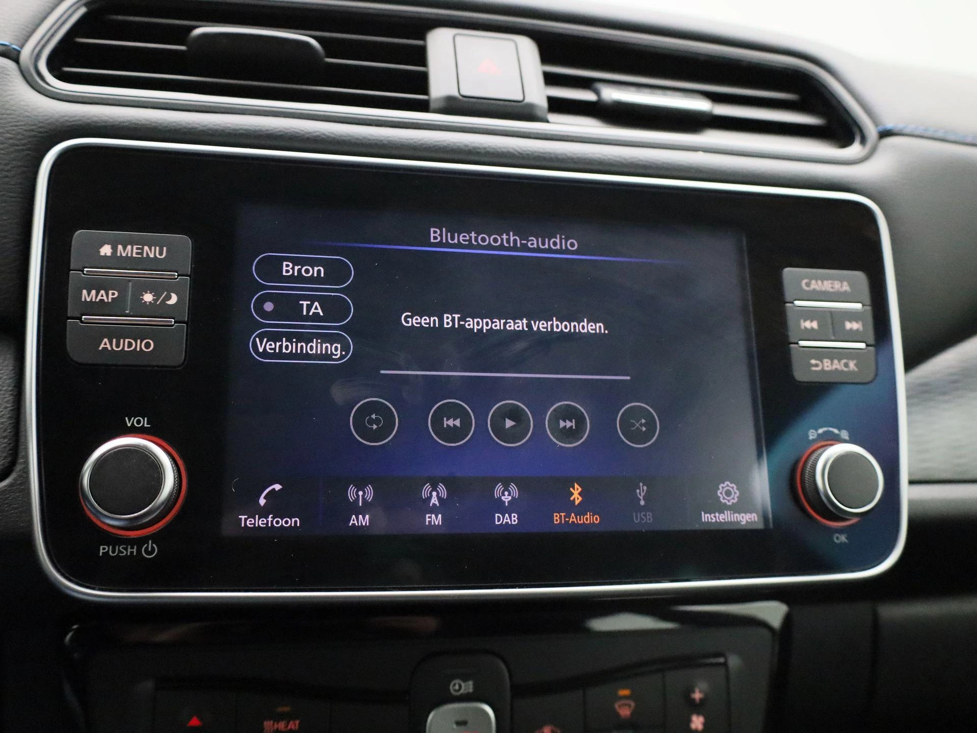 Nissan-Leaf-image-23