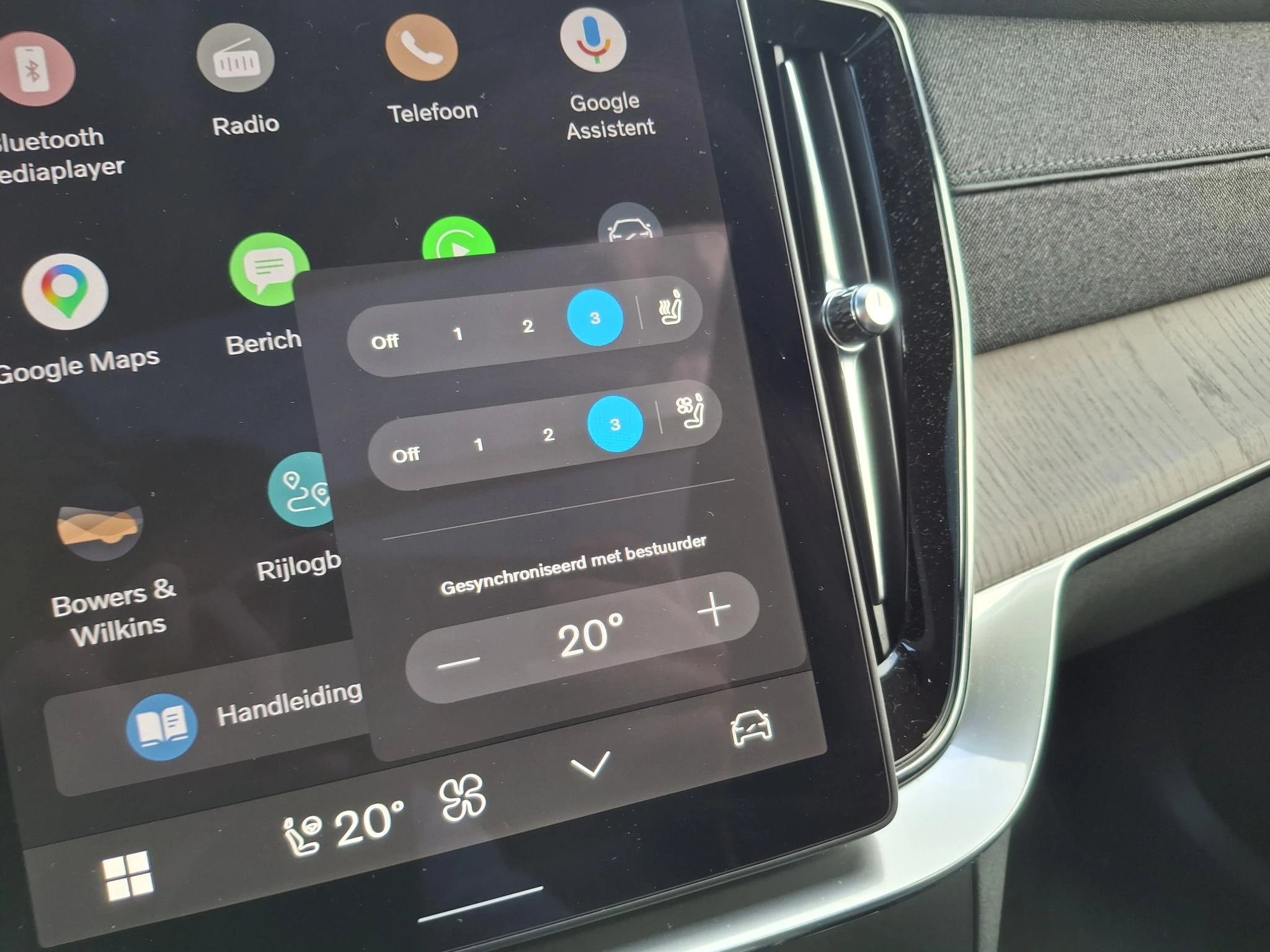 Volvo-XC90-image-24