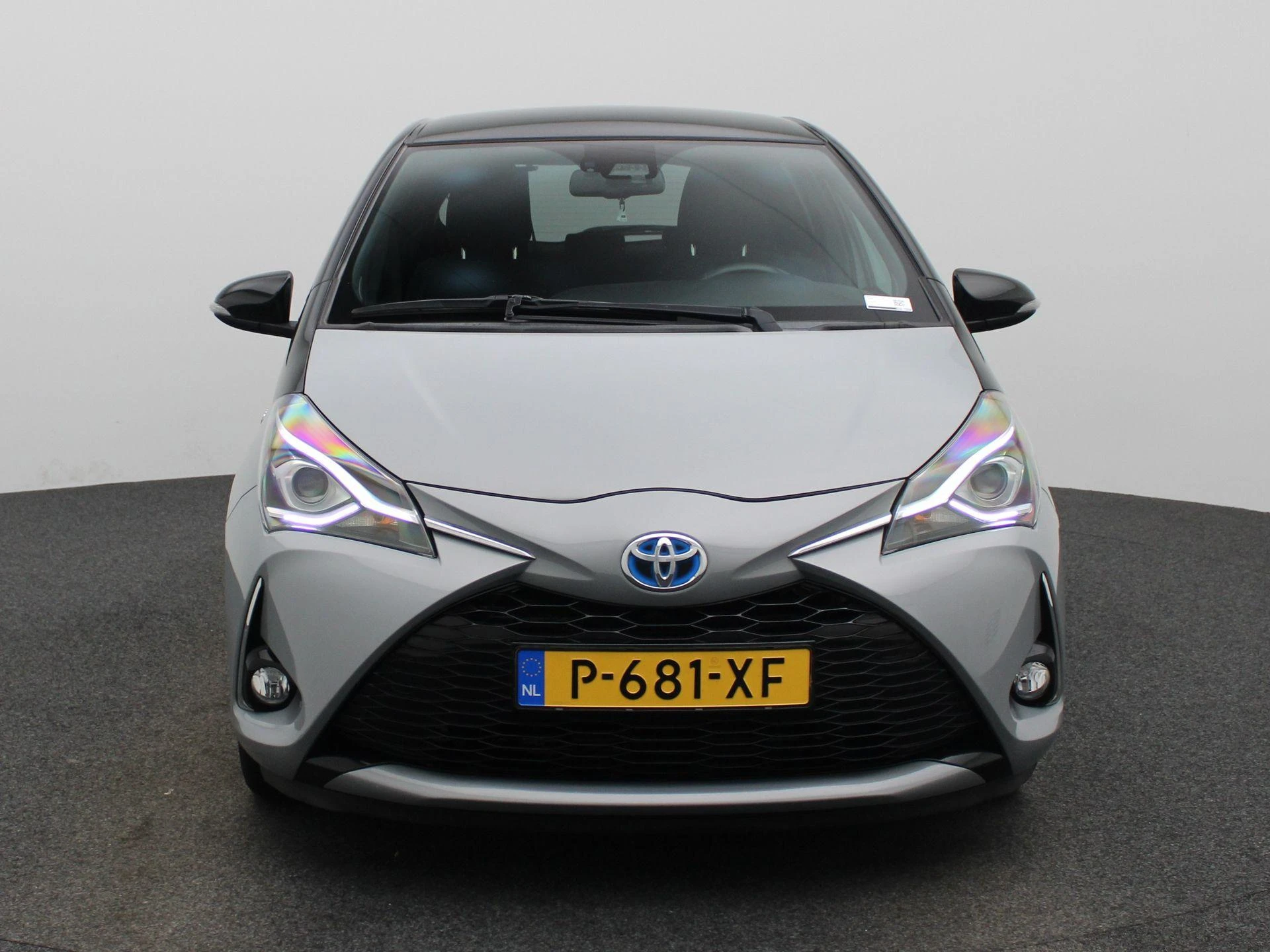 Toyota-Yaris-image-2
