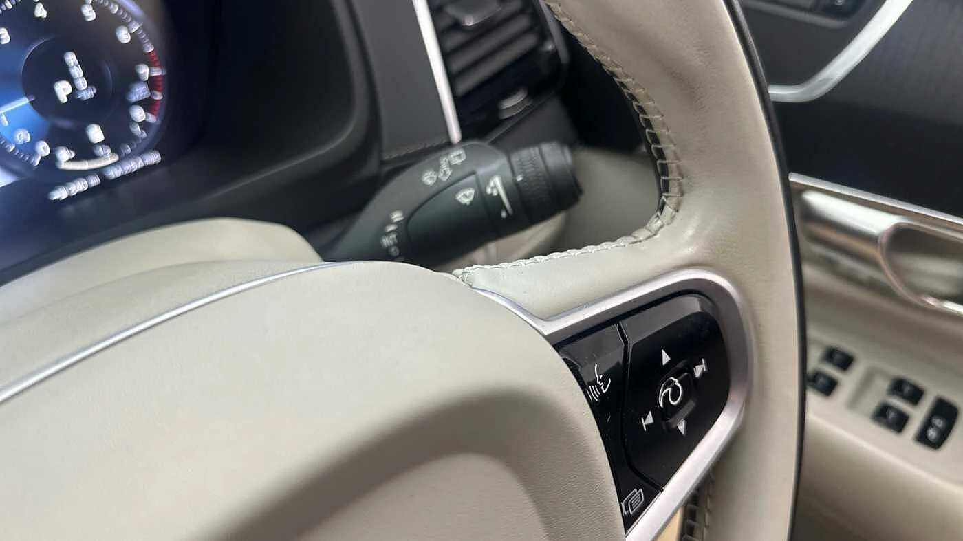 Volvo-XC90-image-47