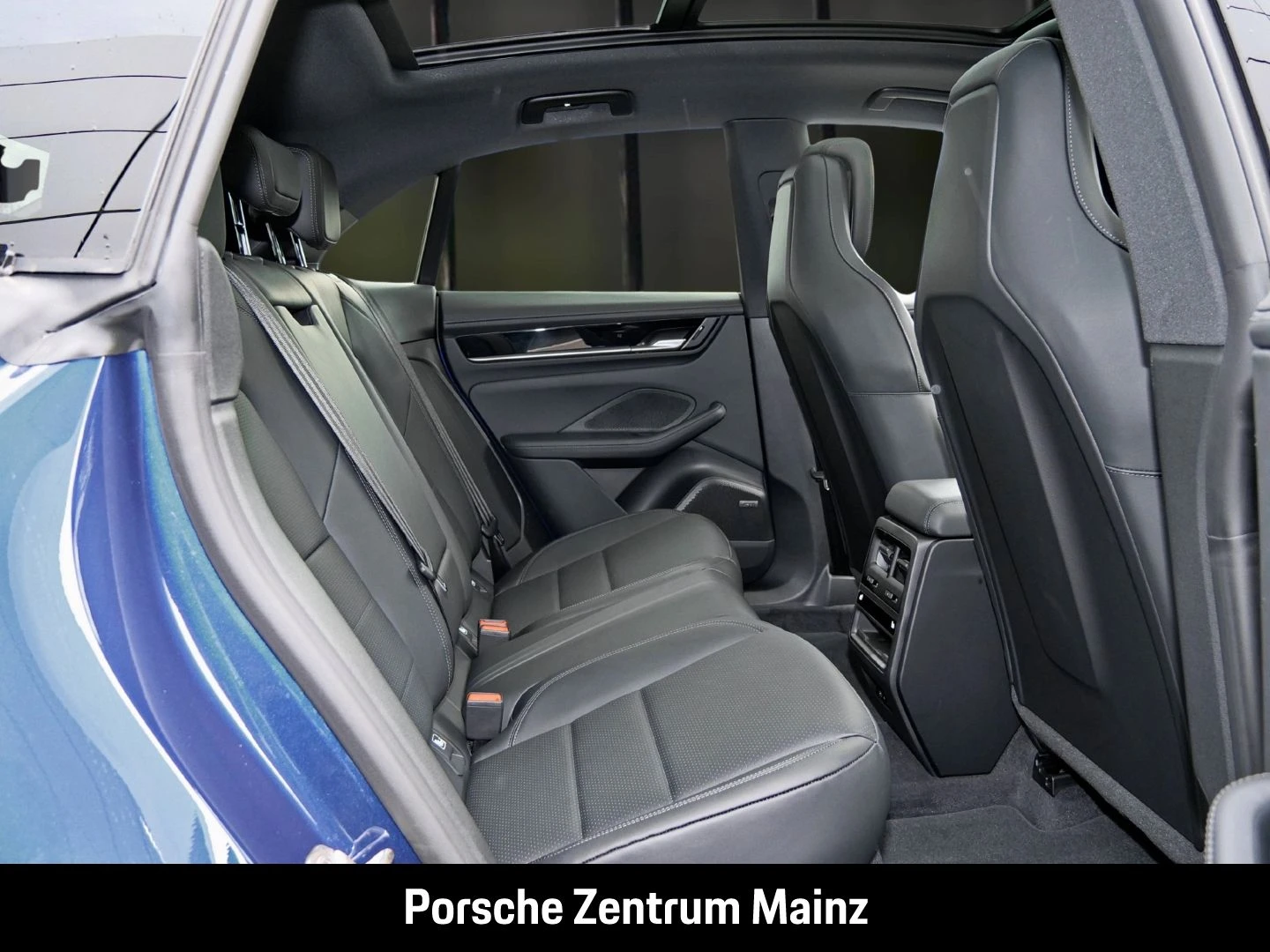Porsche-Macan-image-4