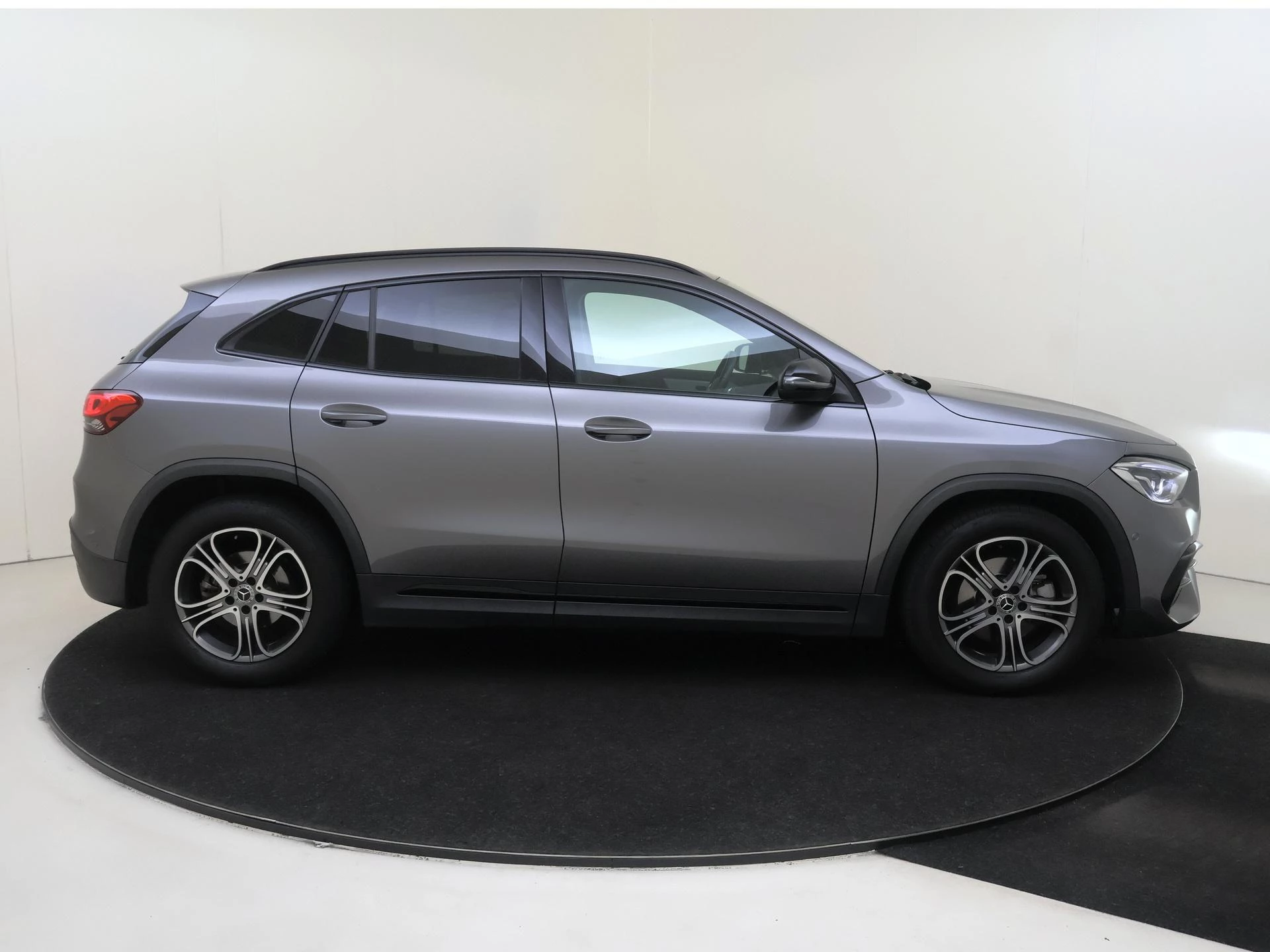 Mercedes-Benz GLA 200 AMG Line