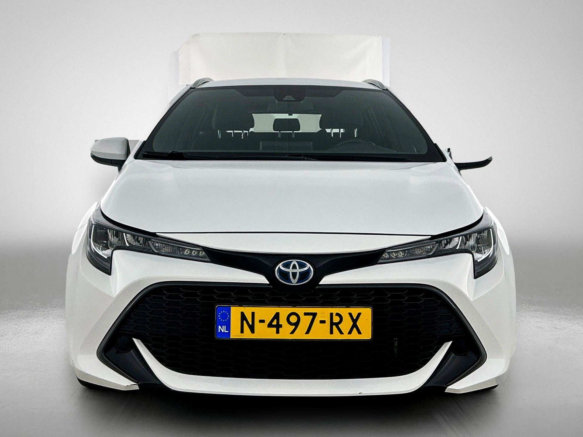 Toyota-Corolla Touring Sports-image-4