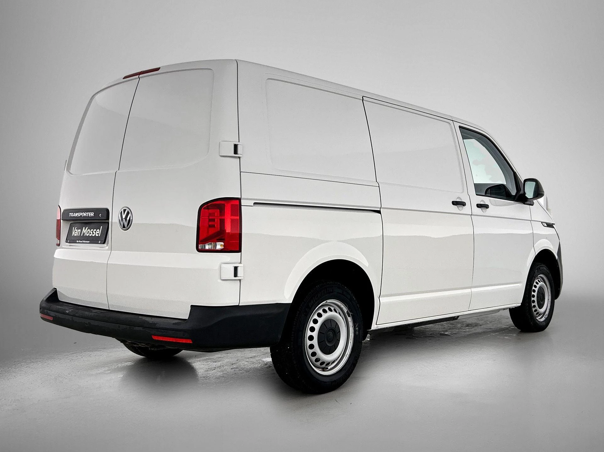 Volkswagen Transporter 2.0 TDI L1H1 110PK