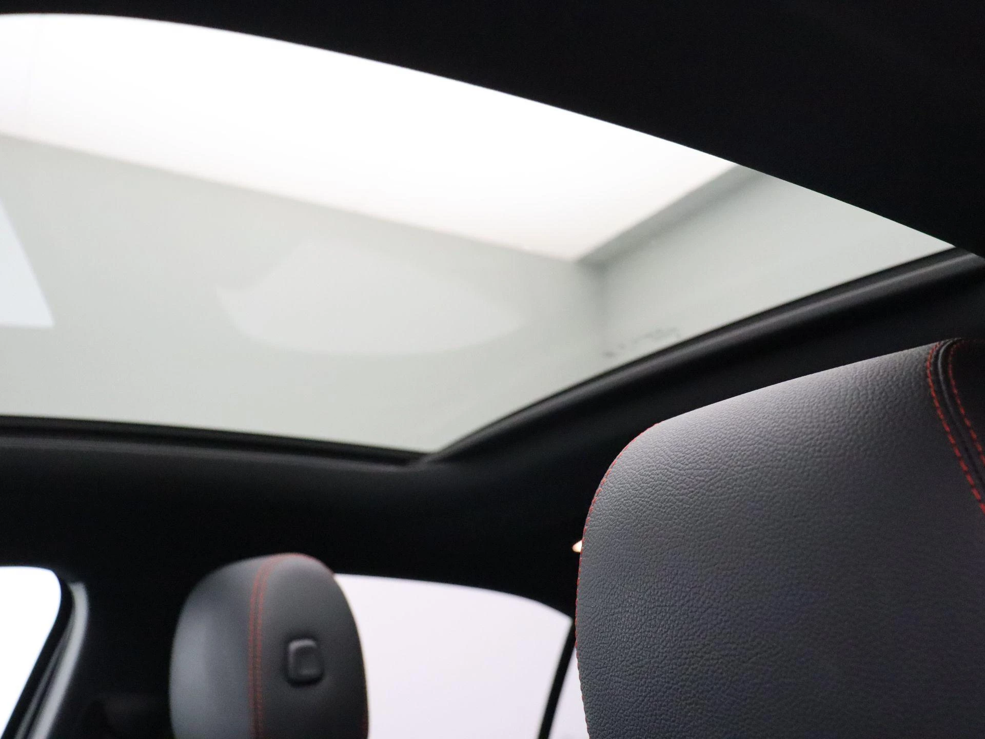Mercedes-Benz Classe A 250 e Berline AMG Line + PANORAMISCH DAK + CARPLAY +