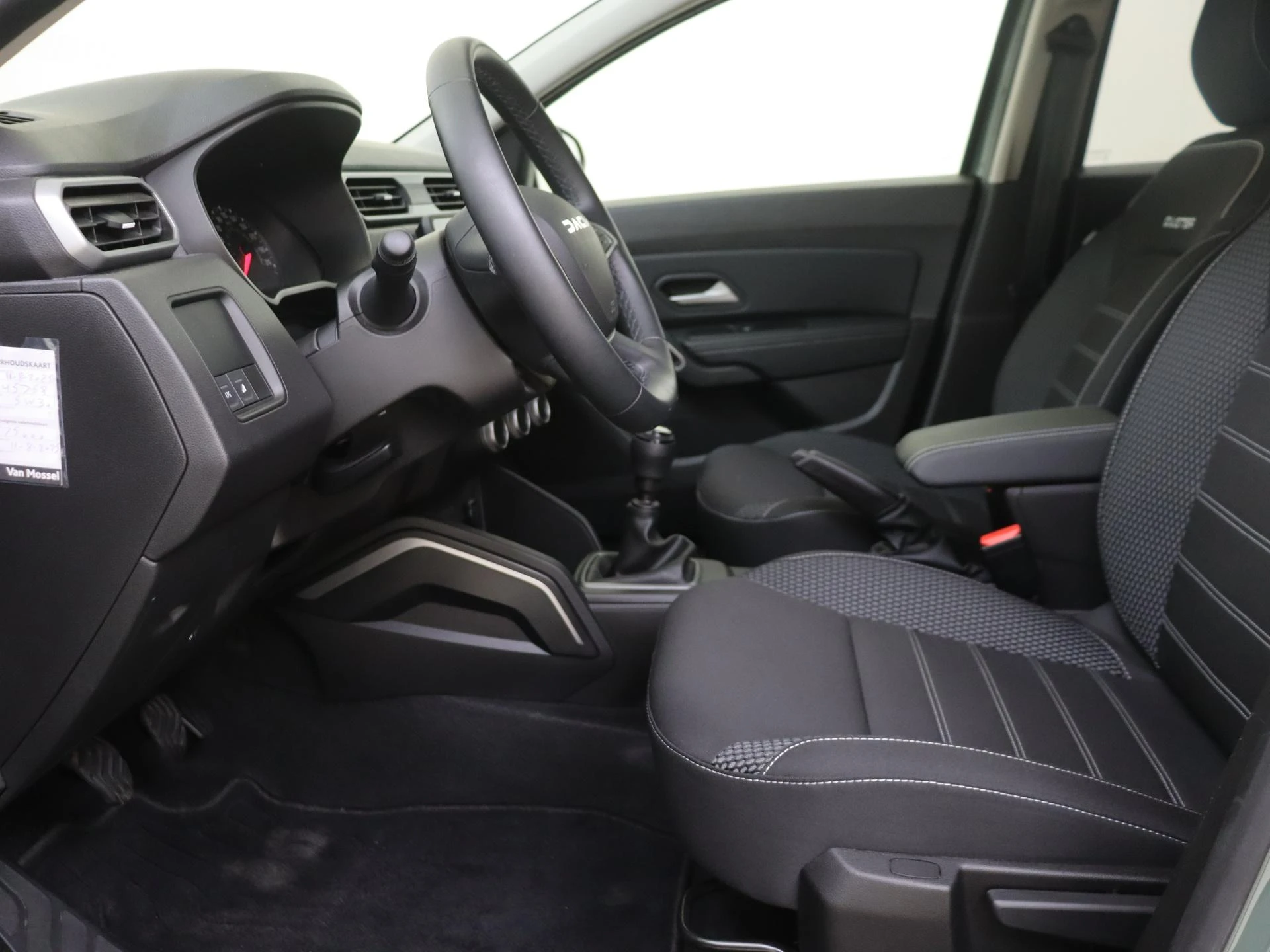 Dacia-Duster-image-14