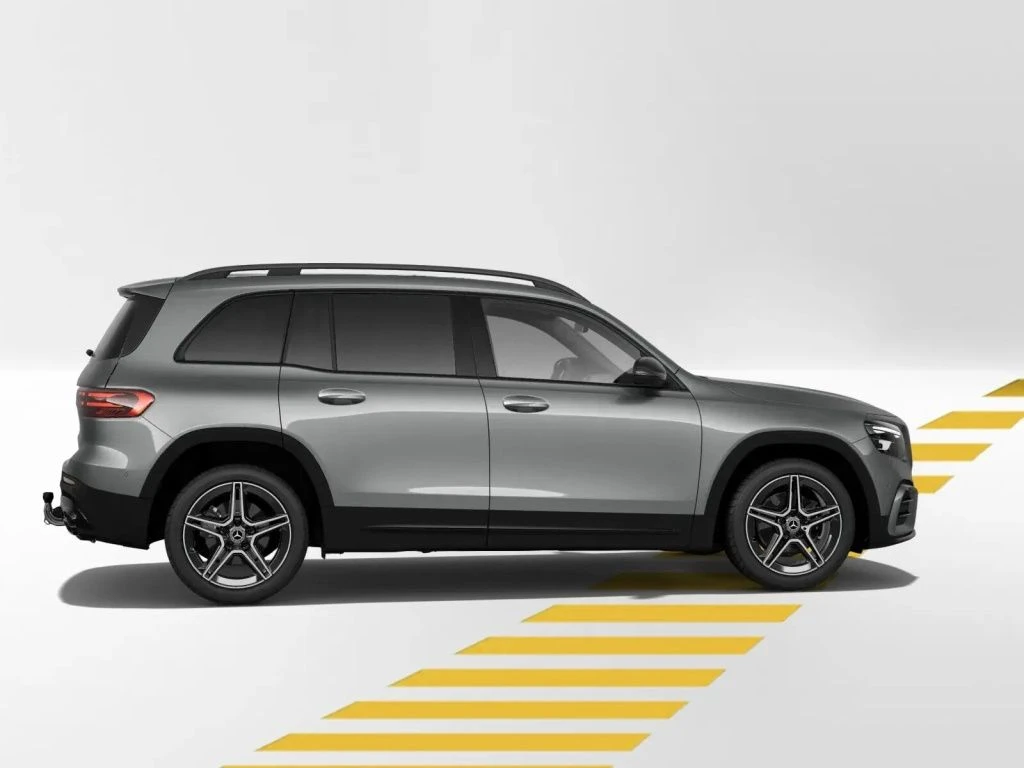 Mercedes-Benz-GLB 200 d-image-7