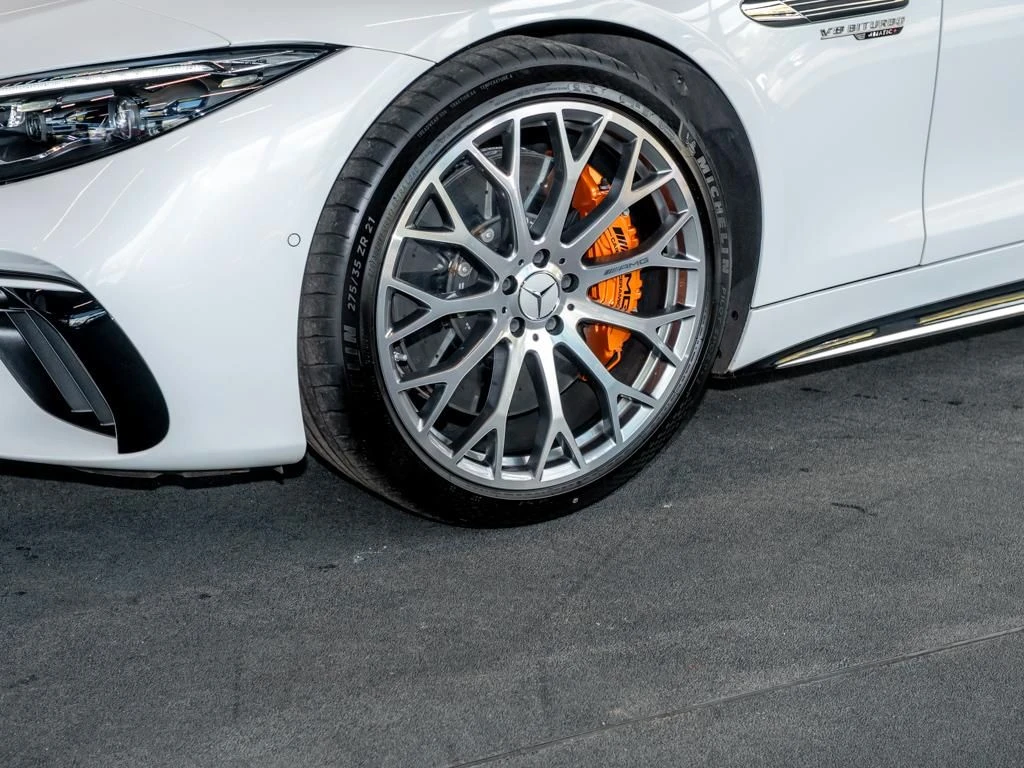 Mercedes-AMG-SL 63 AMG-image-6