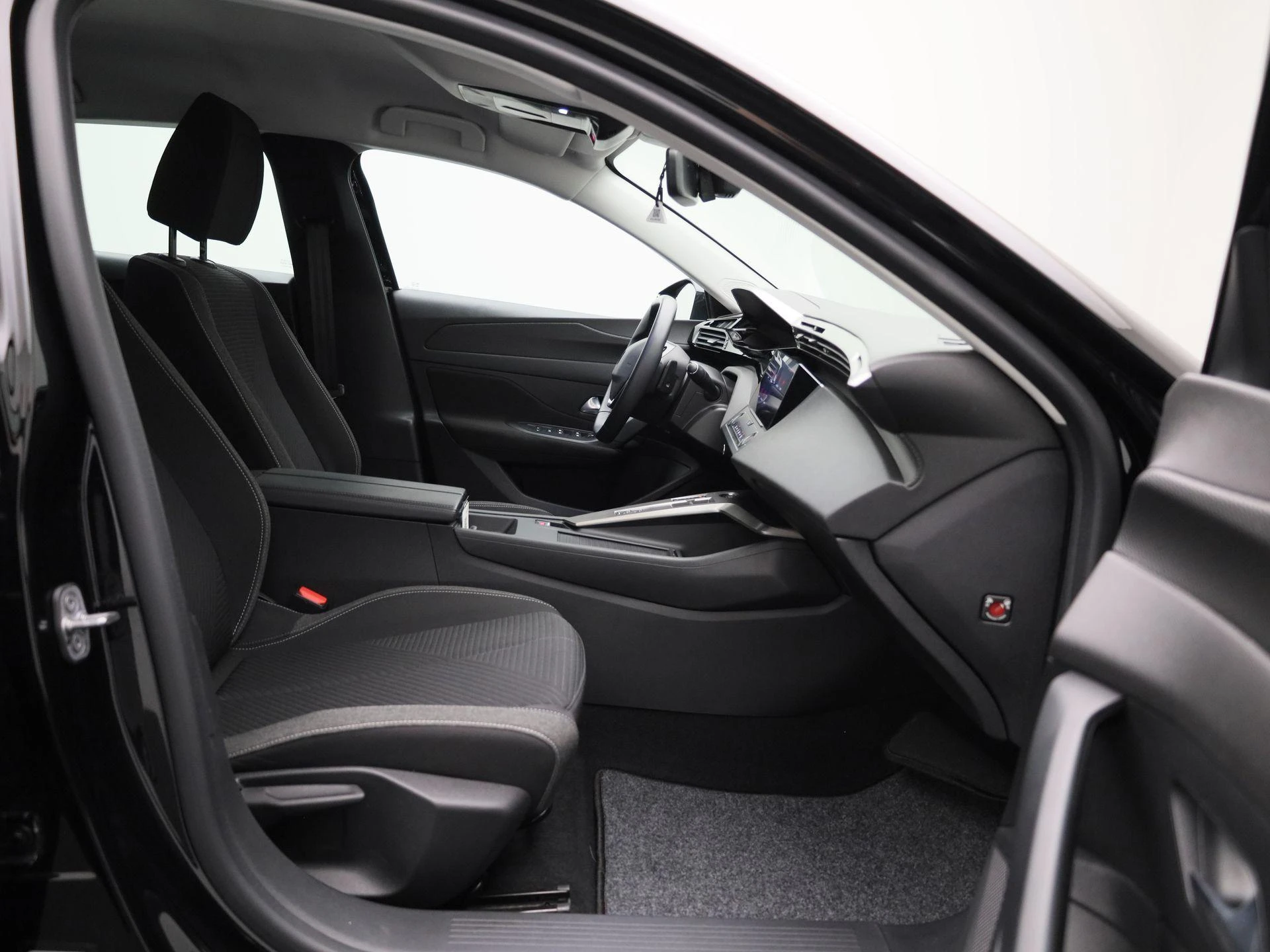 Peugeot-308-image-30