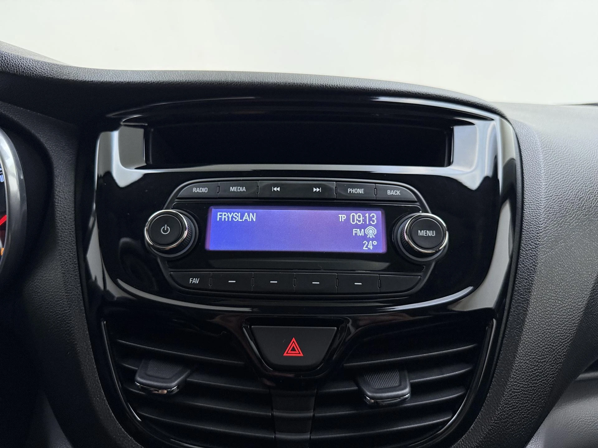 Opel-KARL-image-16