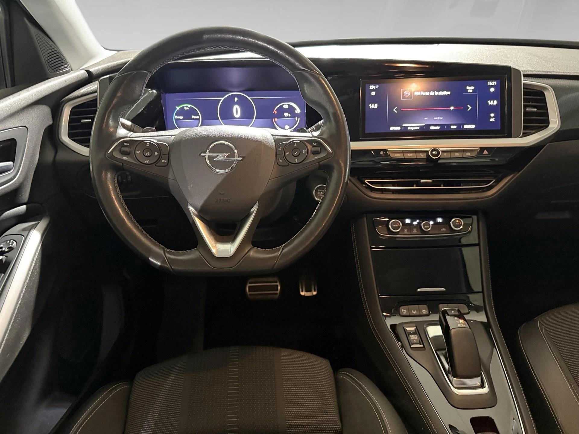 Opel-Grandland X-image-6