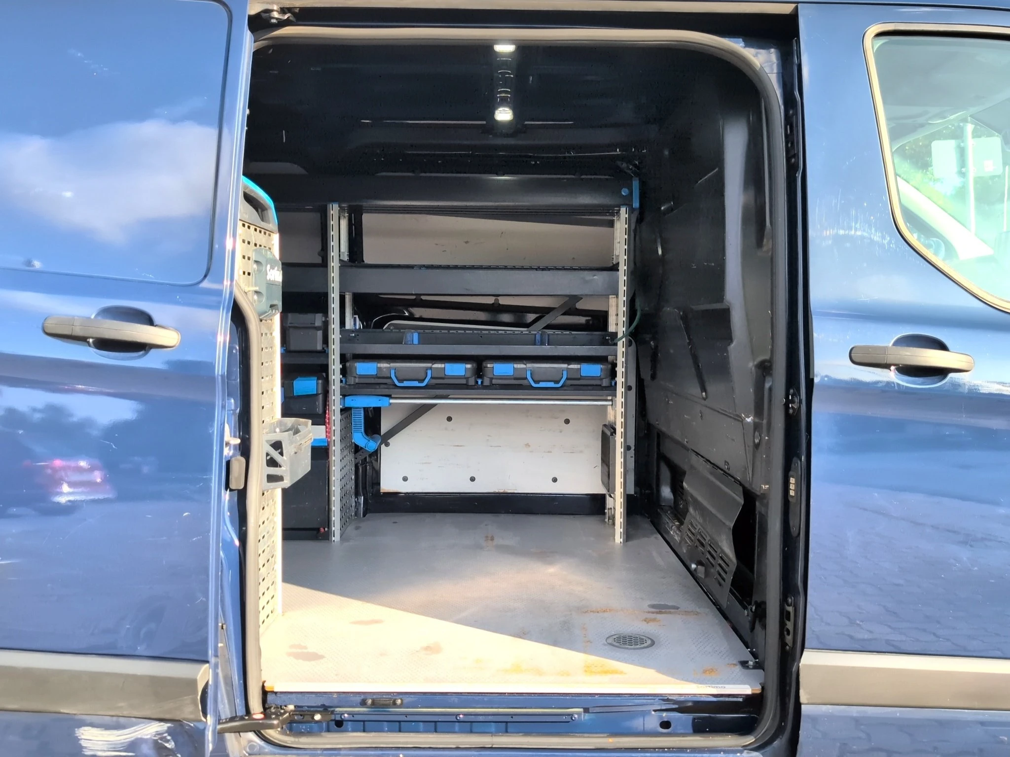 Ford-Transit Custom-image-19
