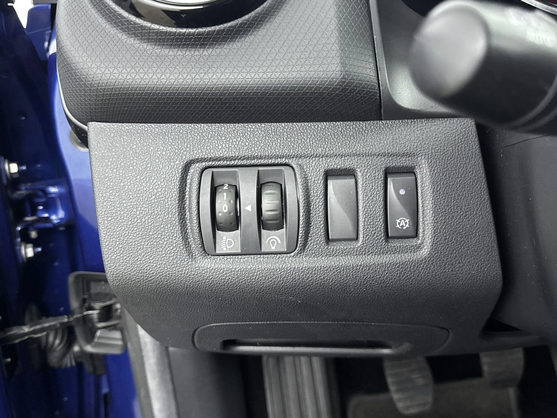 Renault-Clio-image-14
