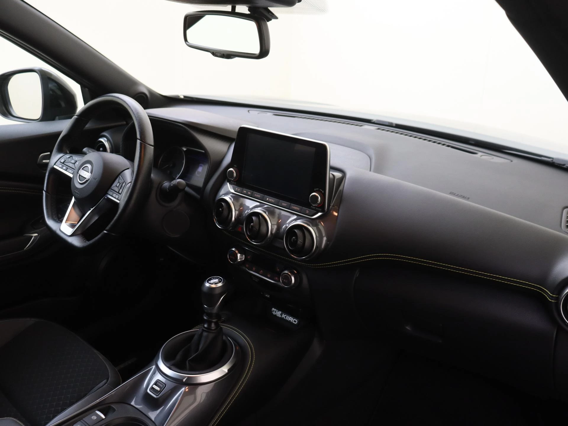 Nissan Juke 1.0 DIG-T Kiiro