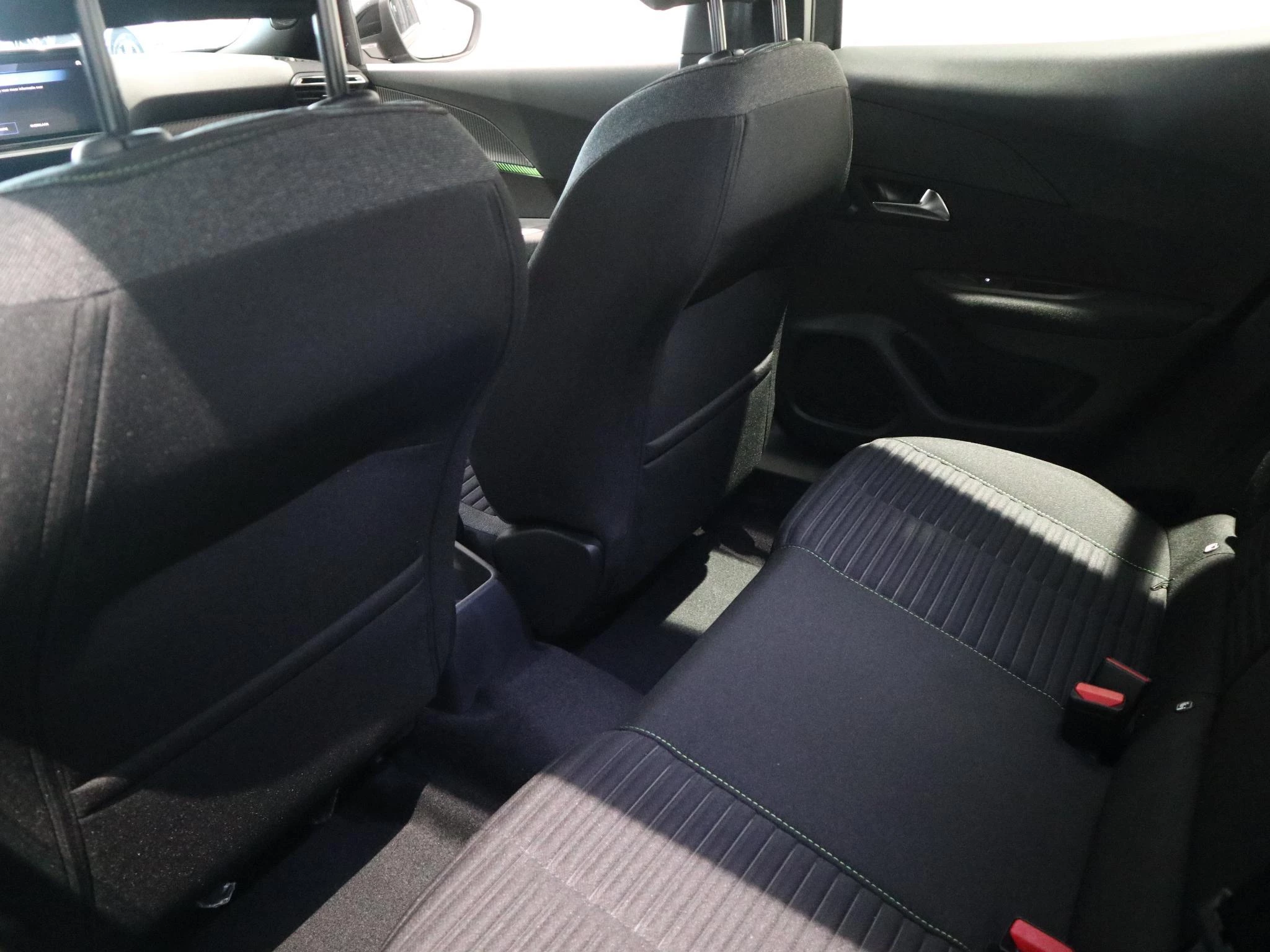 Peugeot-2008-image-6