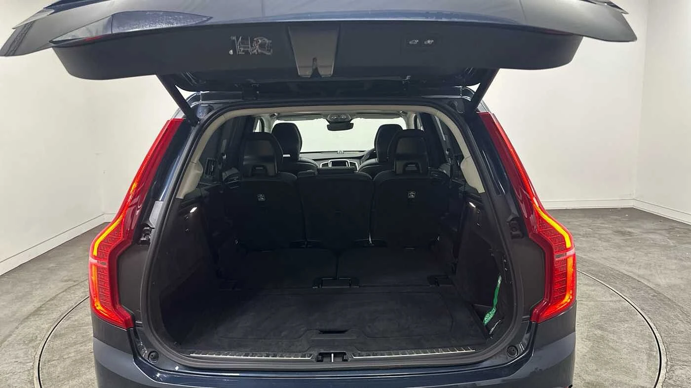 Volvo-XC90-image-13