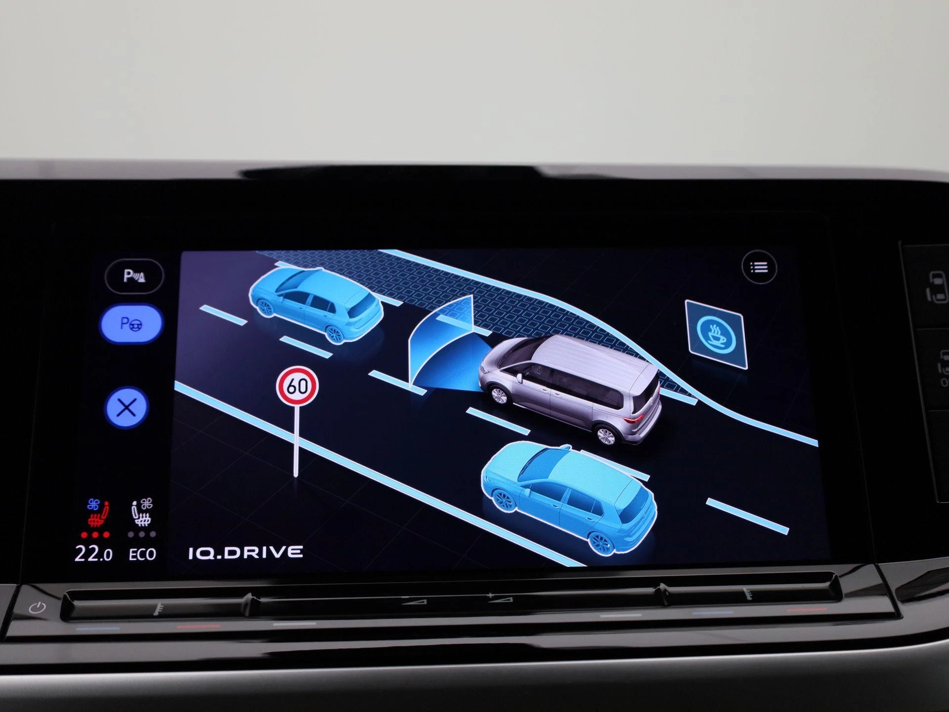 Volkswagen-Multivan-image-26