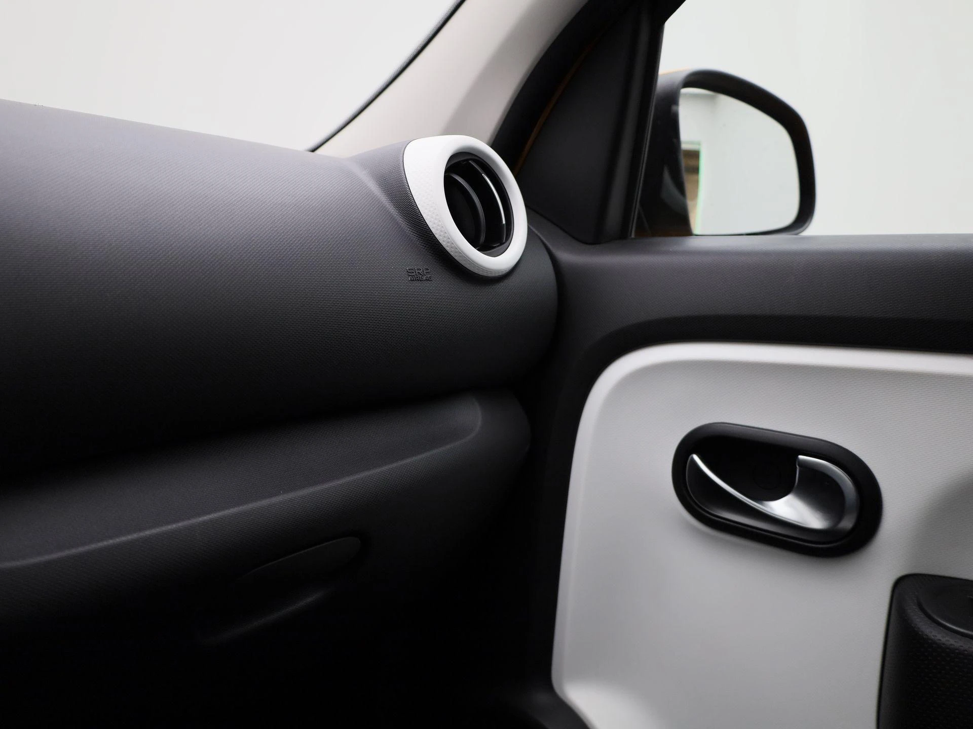 Renault-Twingo-image-24