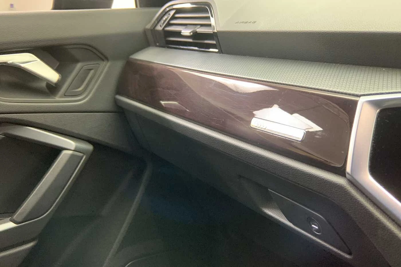 Audi-Q3-image-19