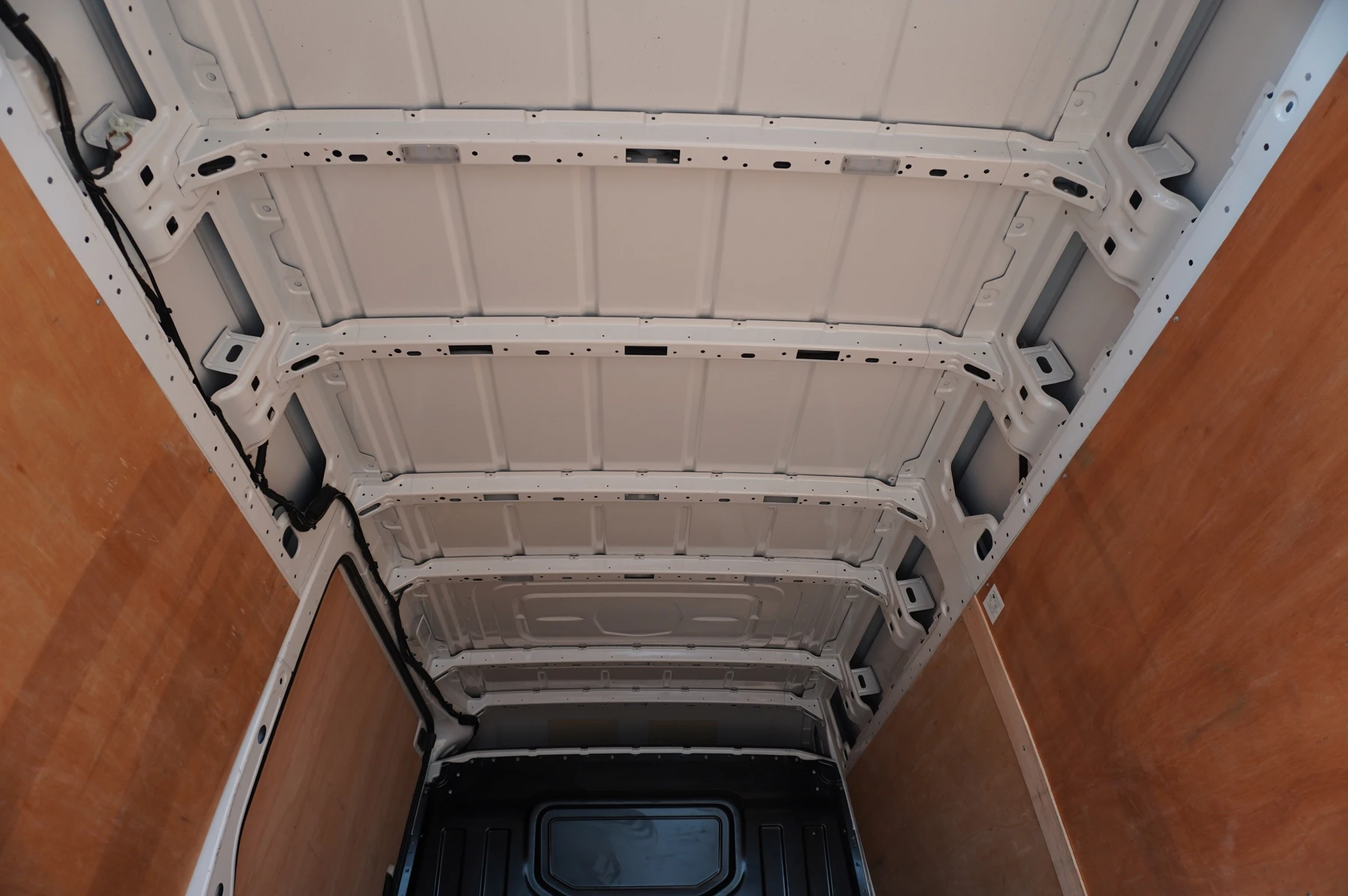 Volkswagen-Crafter-image-16