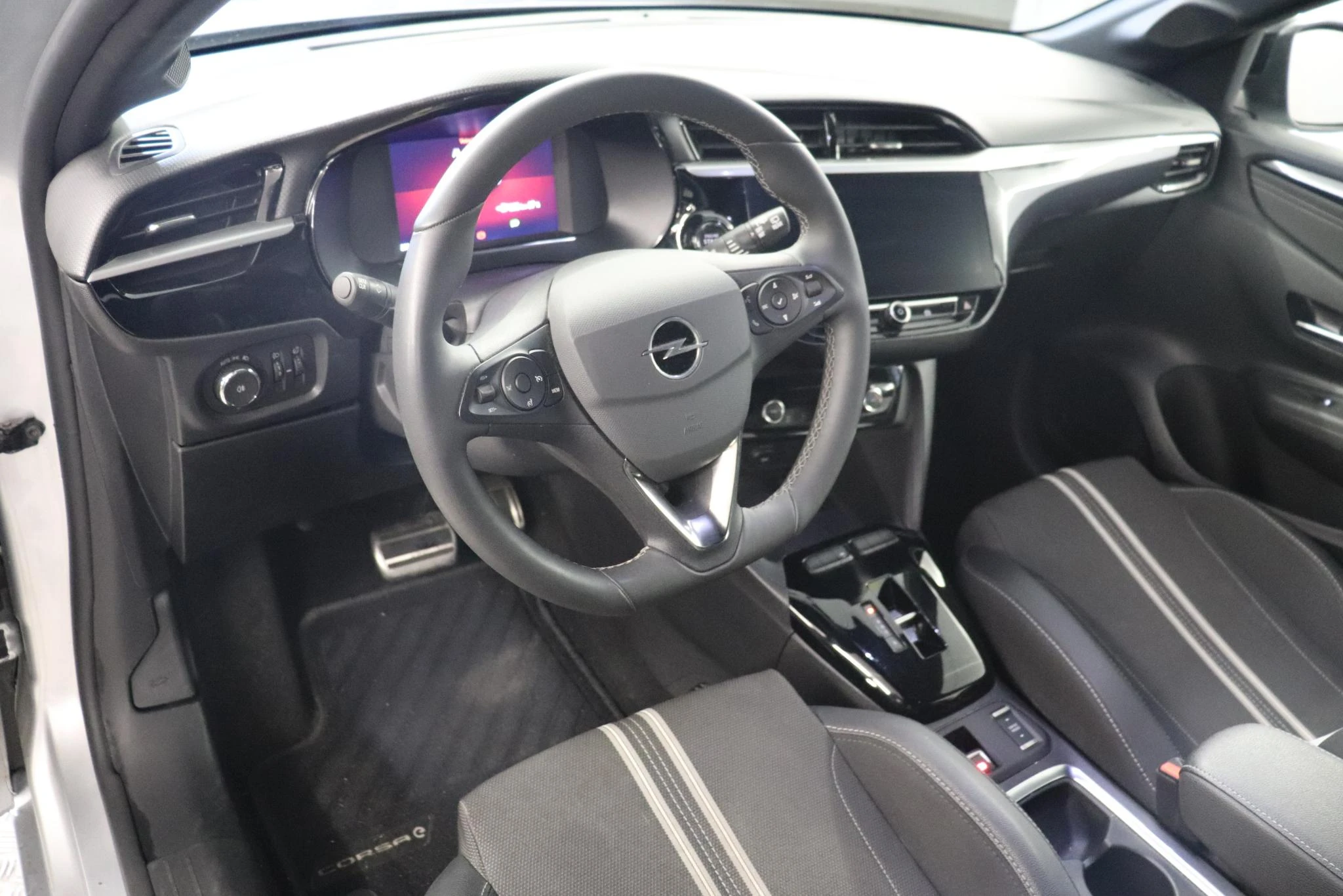 Opel-Corsa-image-13