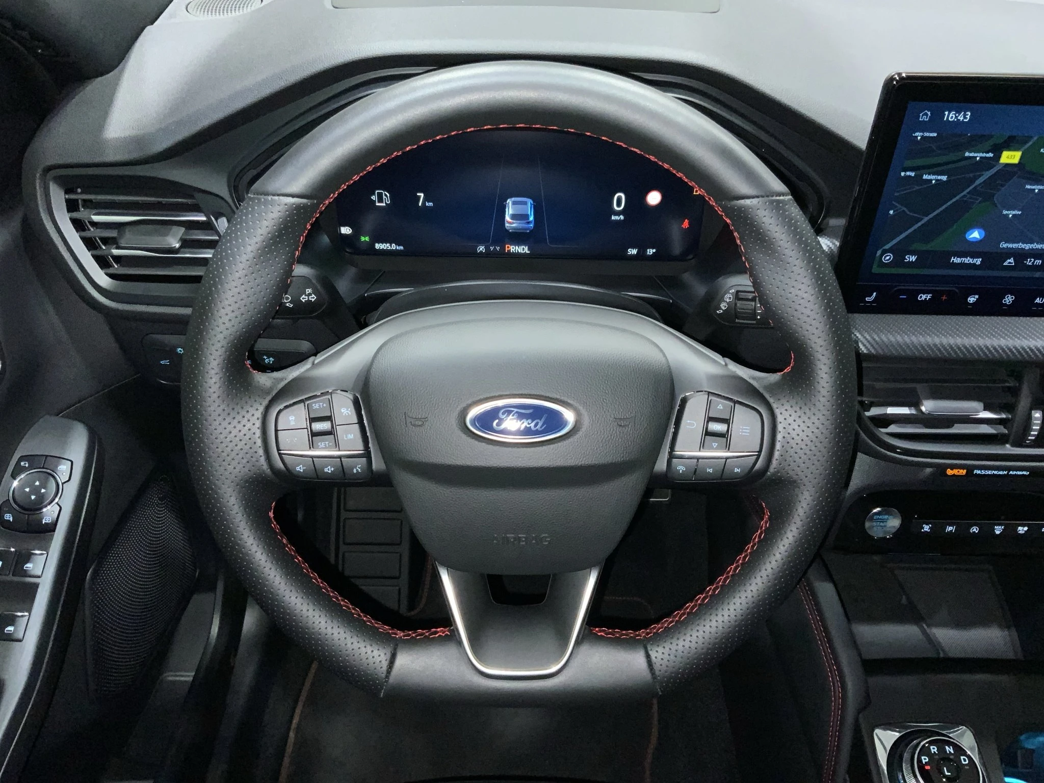 Ford-Kuga-image-12