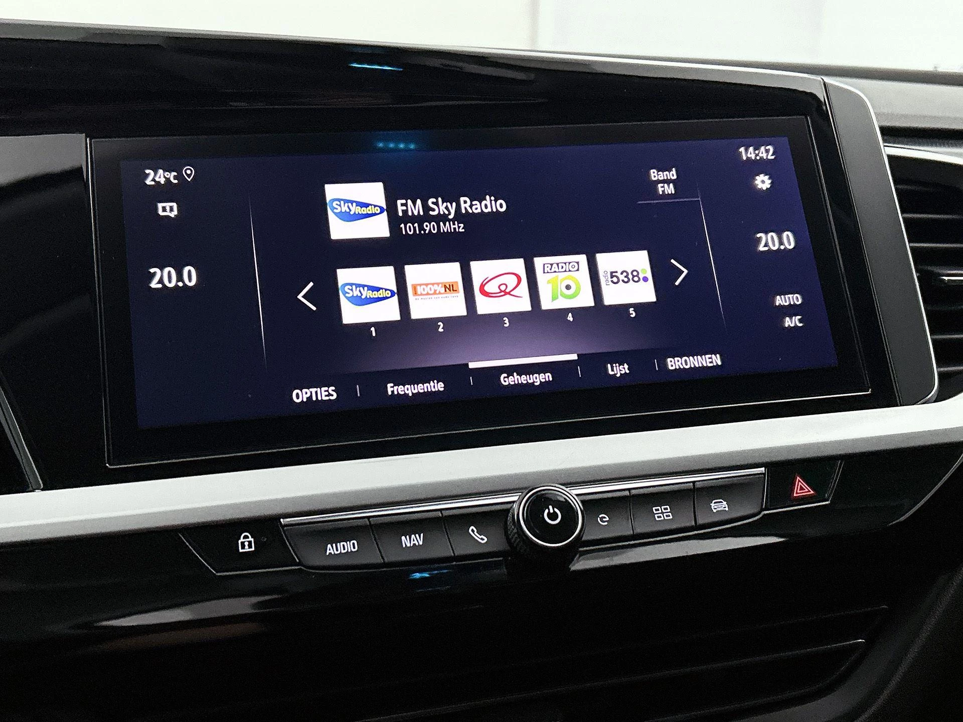 Opel Grandland 1.6 Turbo Plug-In Hybrid Ultimate