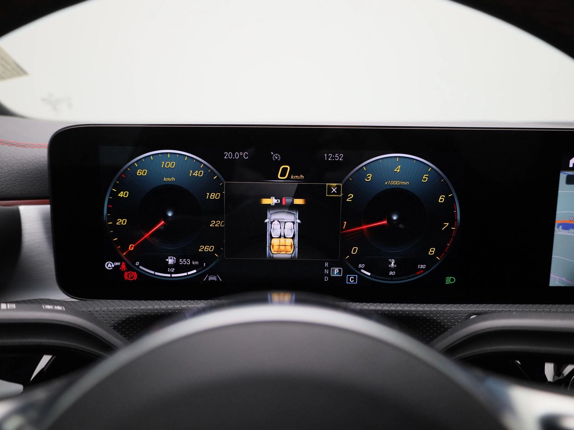 Mercedes-Benz-CLA-image-13