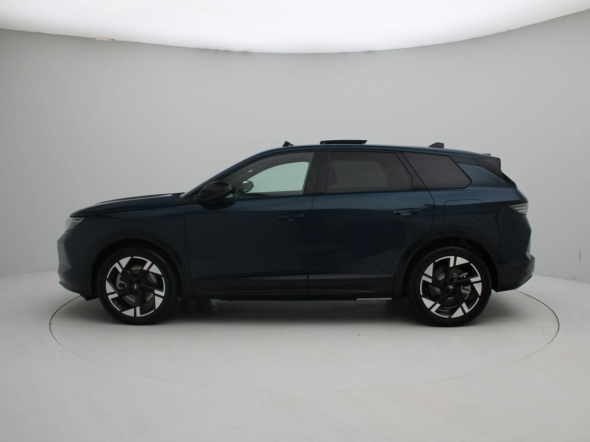 Opel-Grandland-image-1