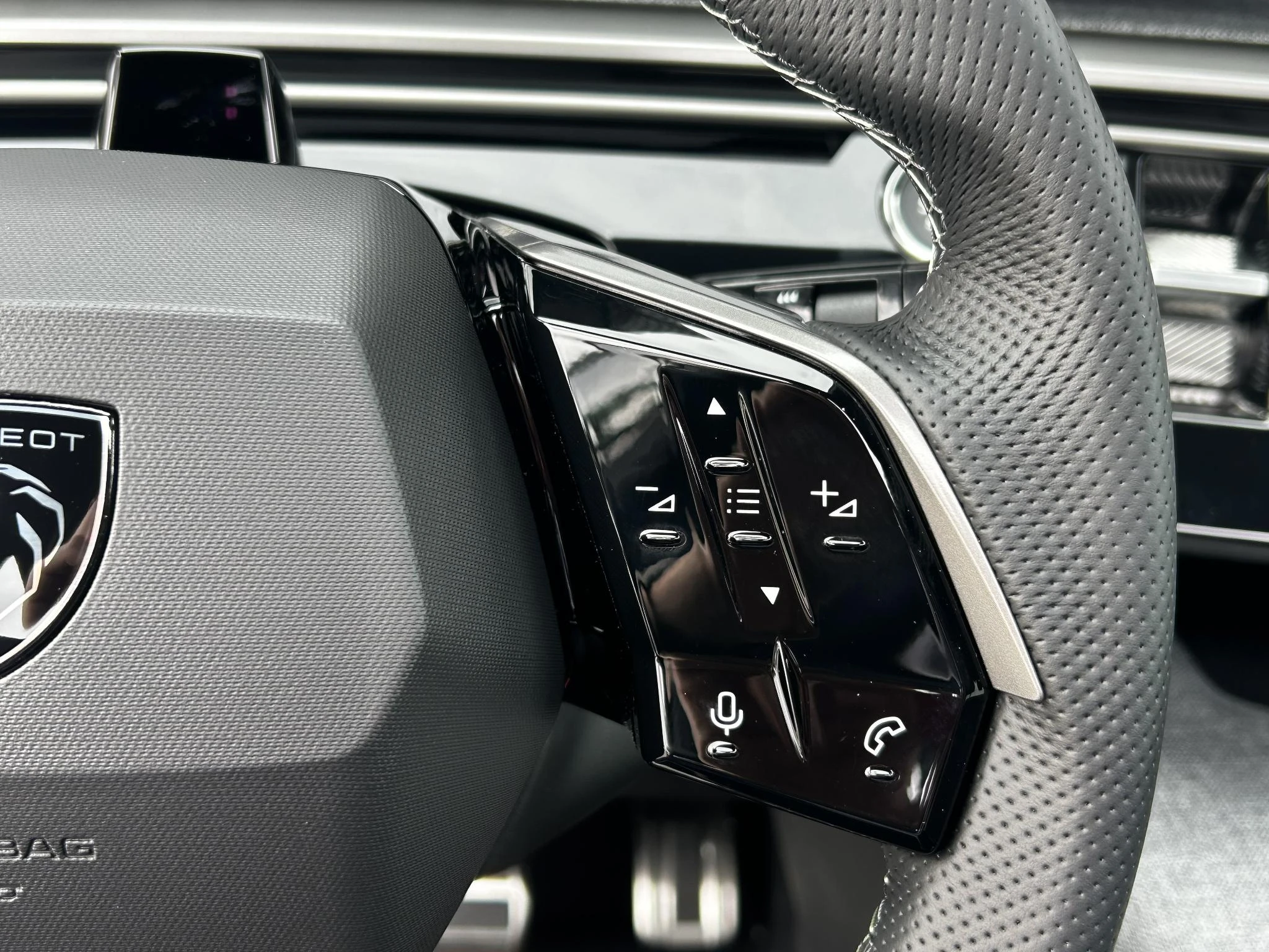 Peugeot-3008-image-12