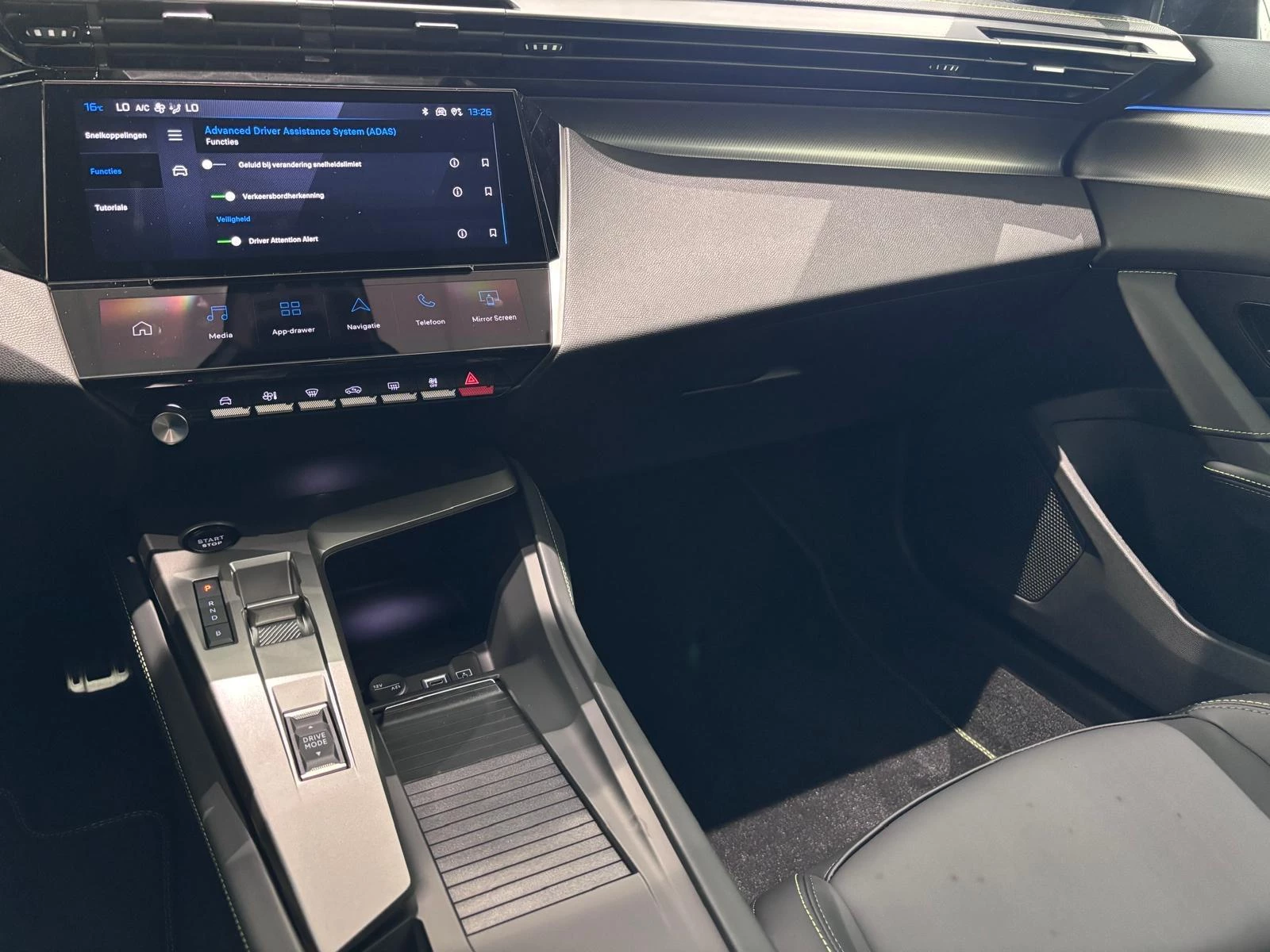 Peugeot-308-image-27