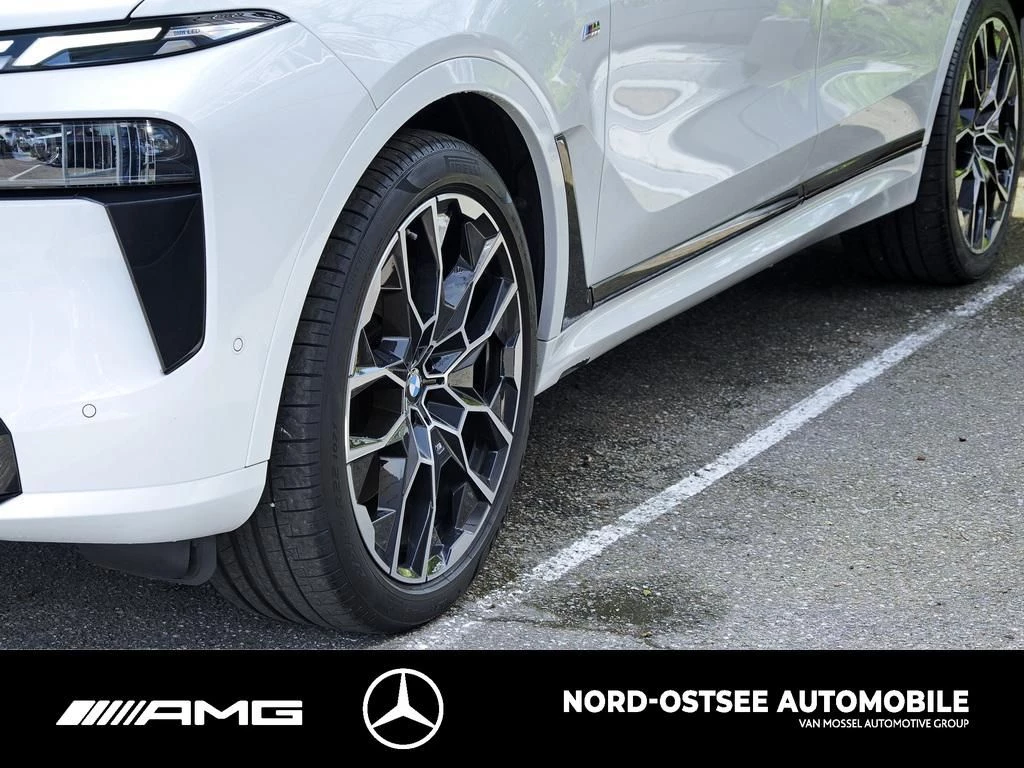 BMW X7 xDRIVE 40 d M SPORT 7-SITZE PANO AHK KAMERA M Sport