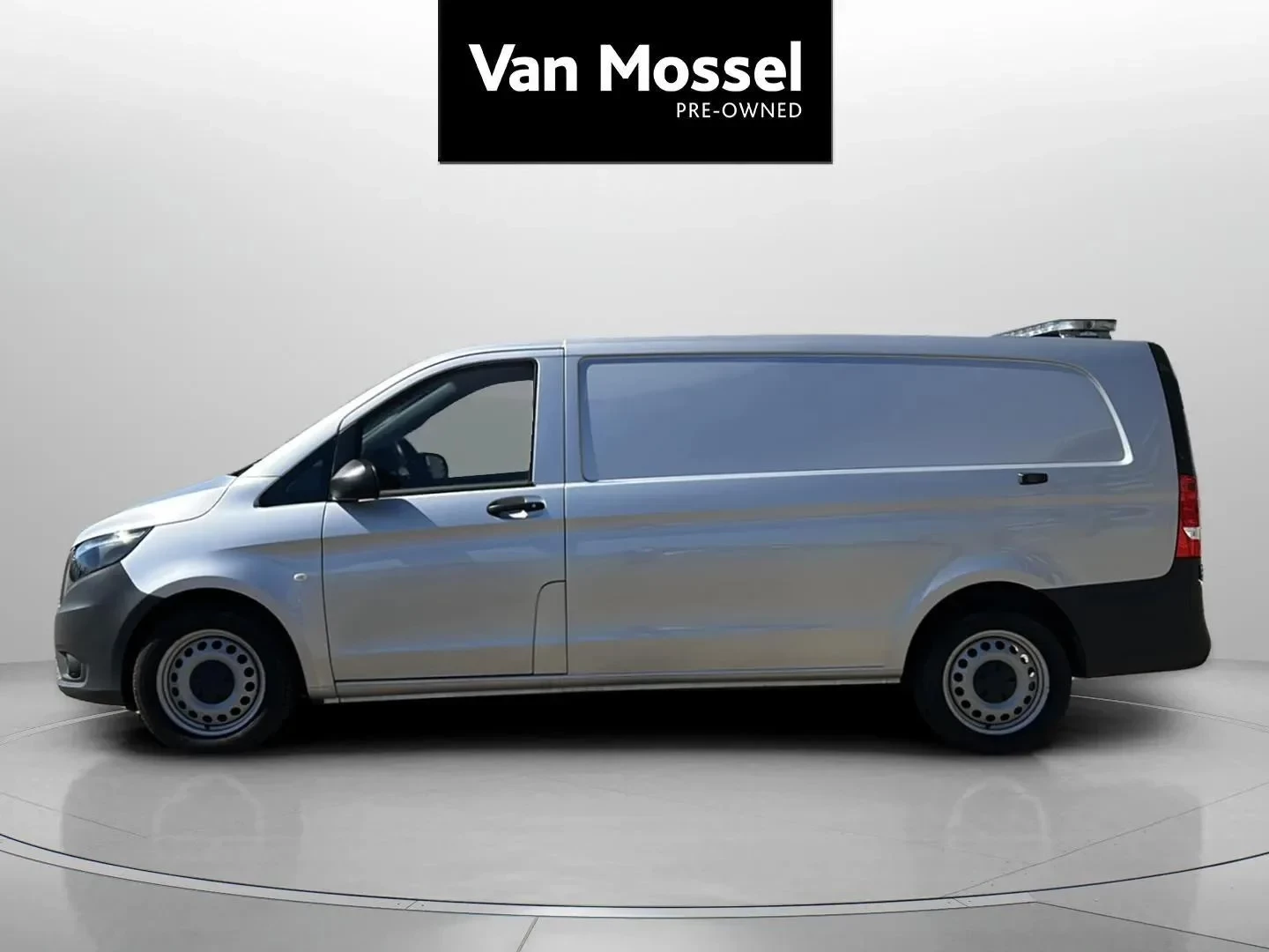 Mercedes-Benz-Vito-image-1