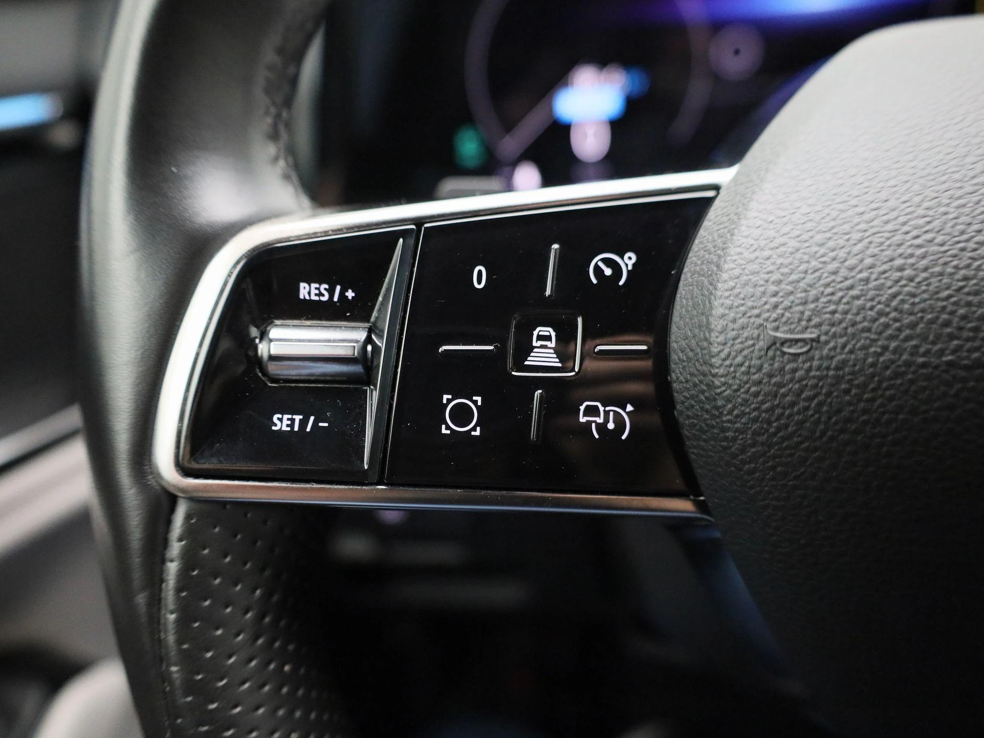 Renault Espace E-Tech full hybrid 200 iconic 5p.