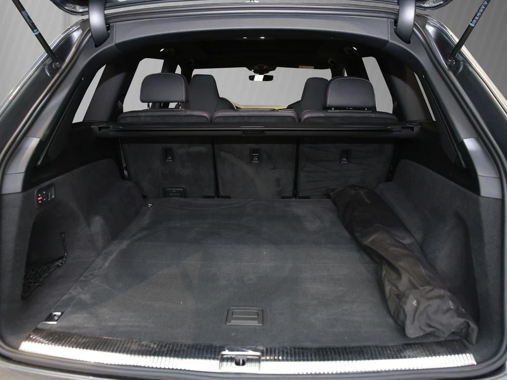 Audi SQ7 4.0 TFSI competition plus Matrix AHK Leder