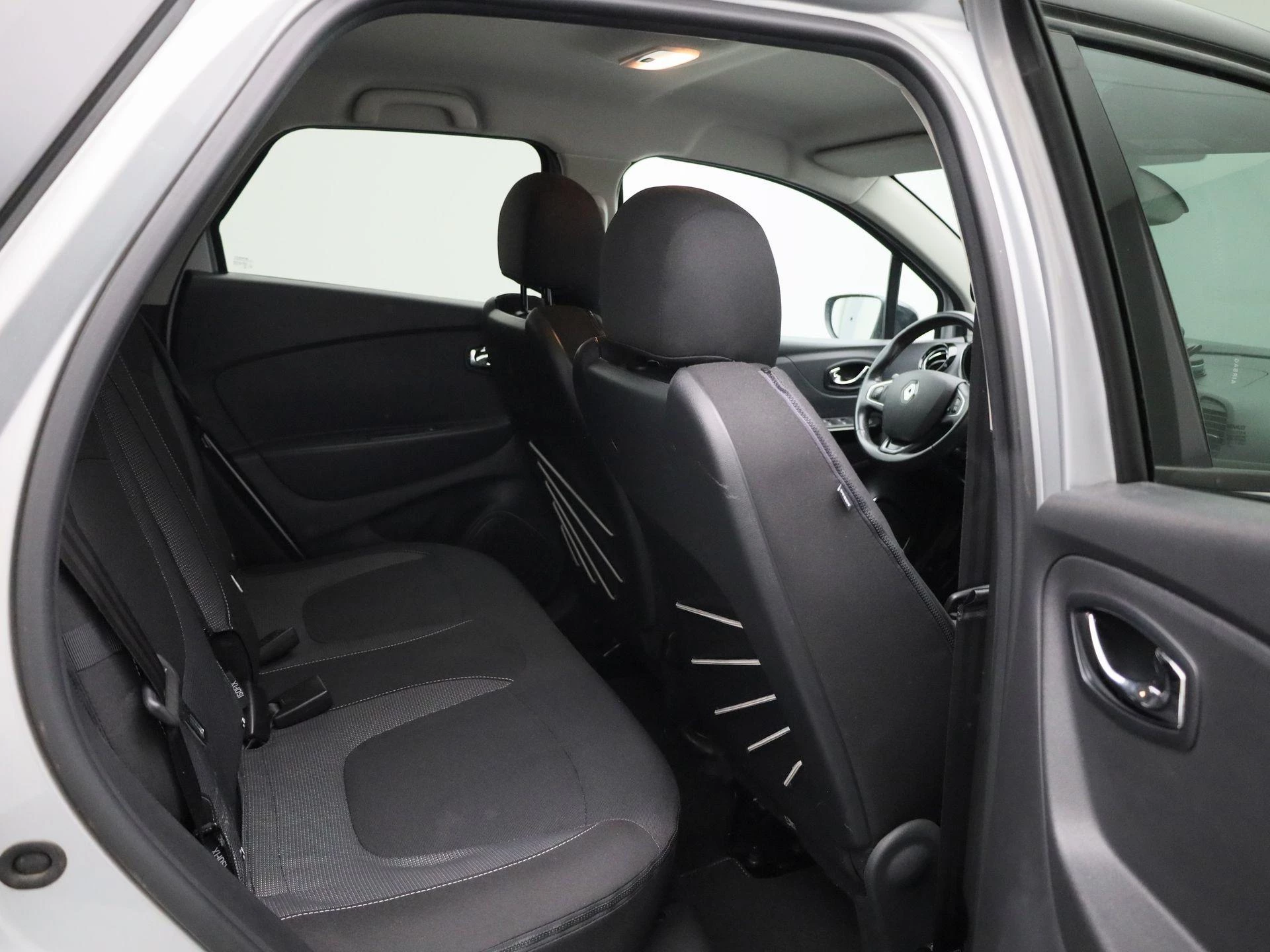 Renault-Captur-image-31