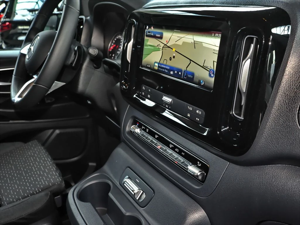 Mercedes-Benz-Vito 116-image-9