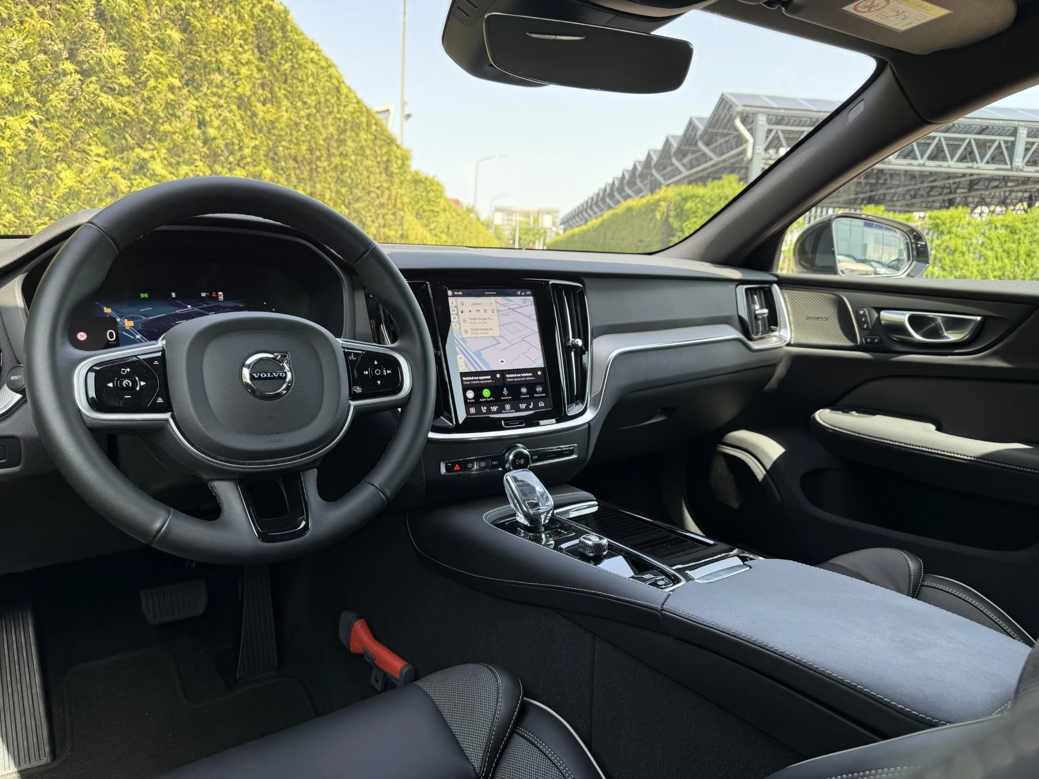 Volvo-V60-image-1