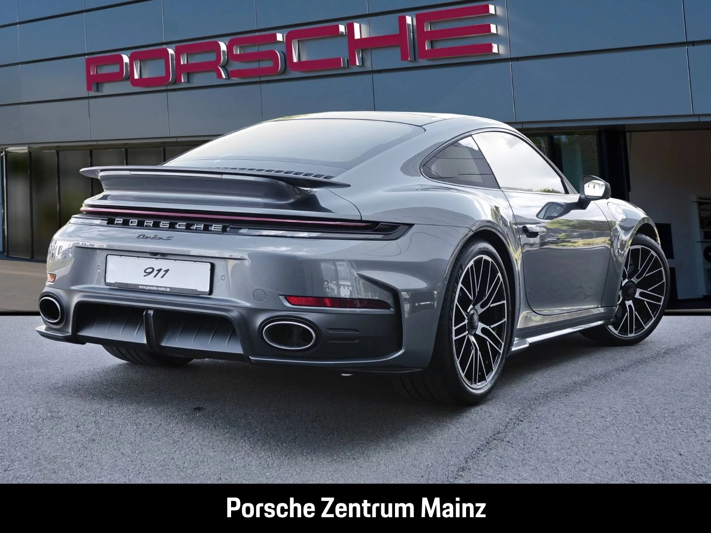 Porsche-911-image-3