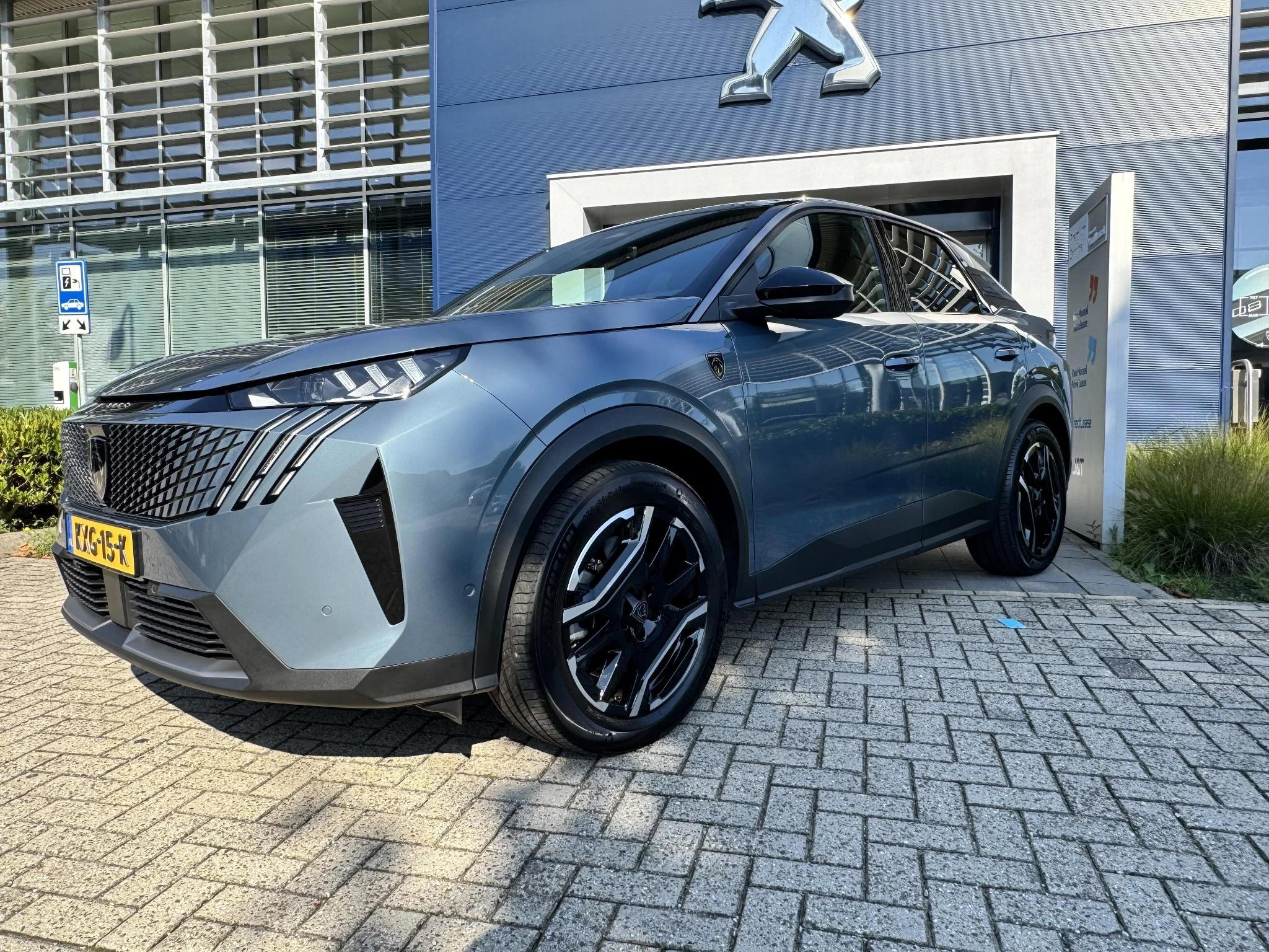 Peugeot-3008-image-8