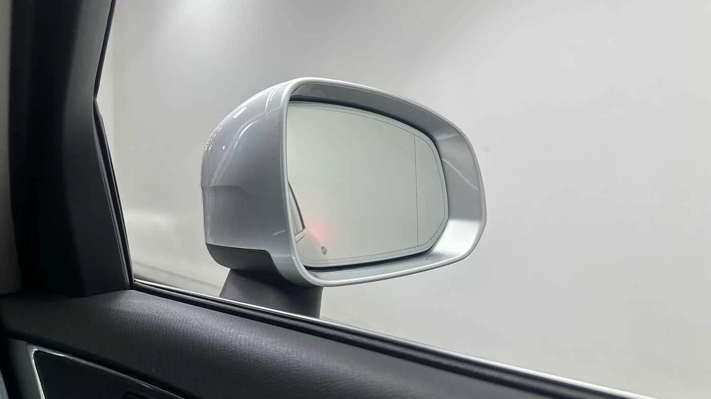 Volvo-XC90-image-27