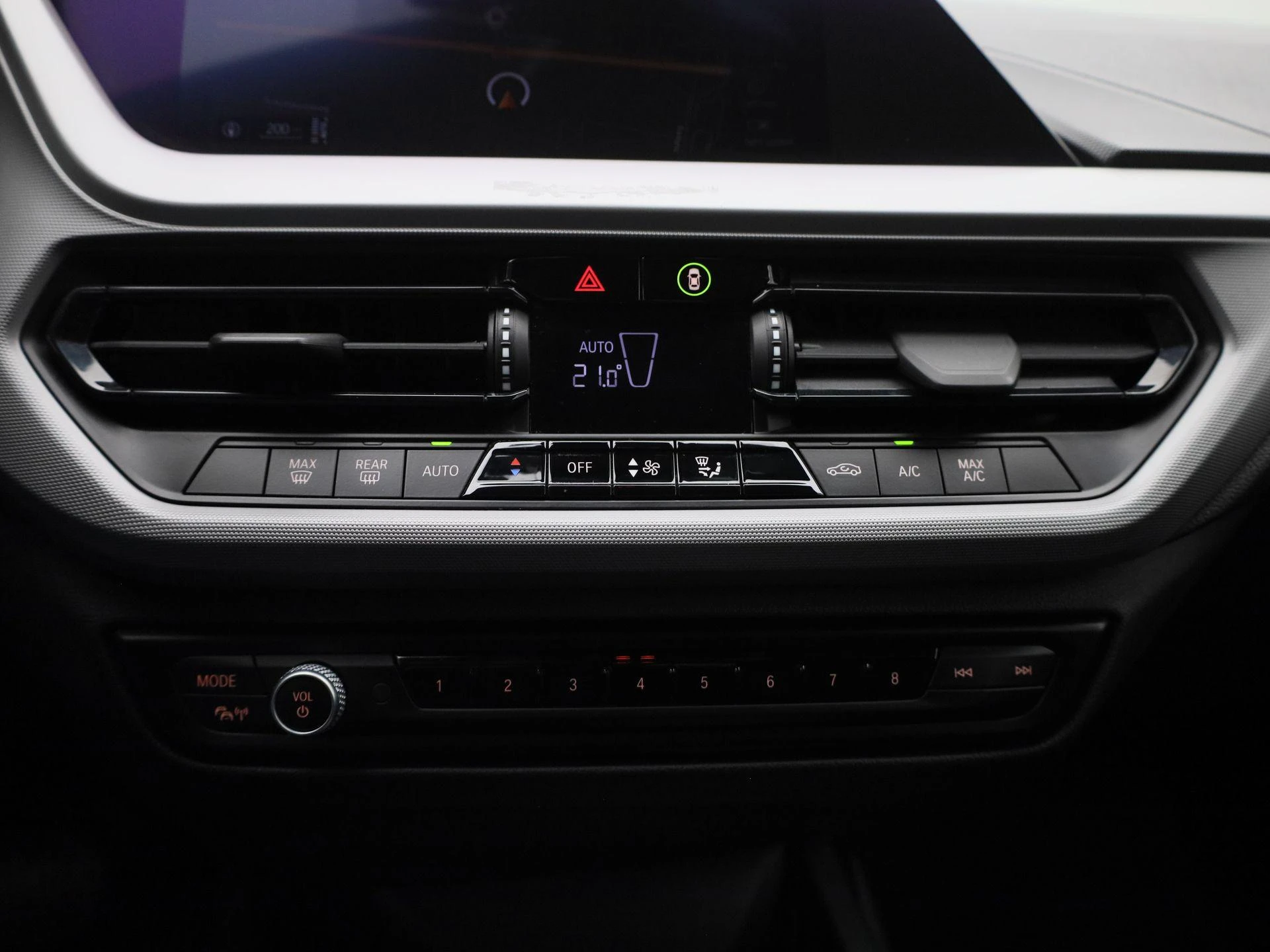 BMW-1 Reeks-image-16