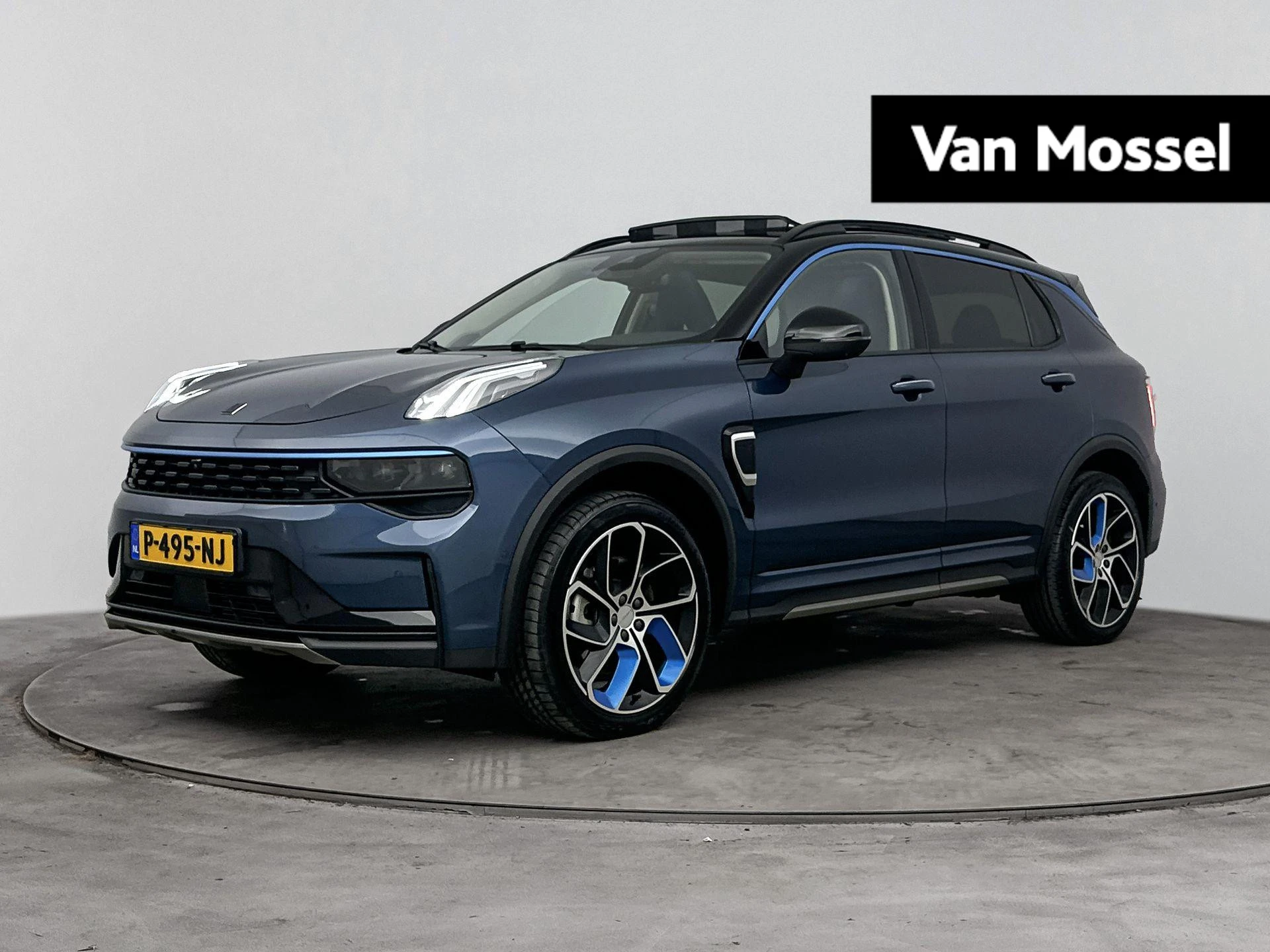 Lynk & Co-01-image-0
