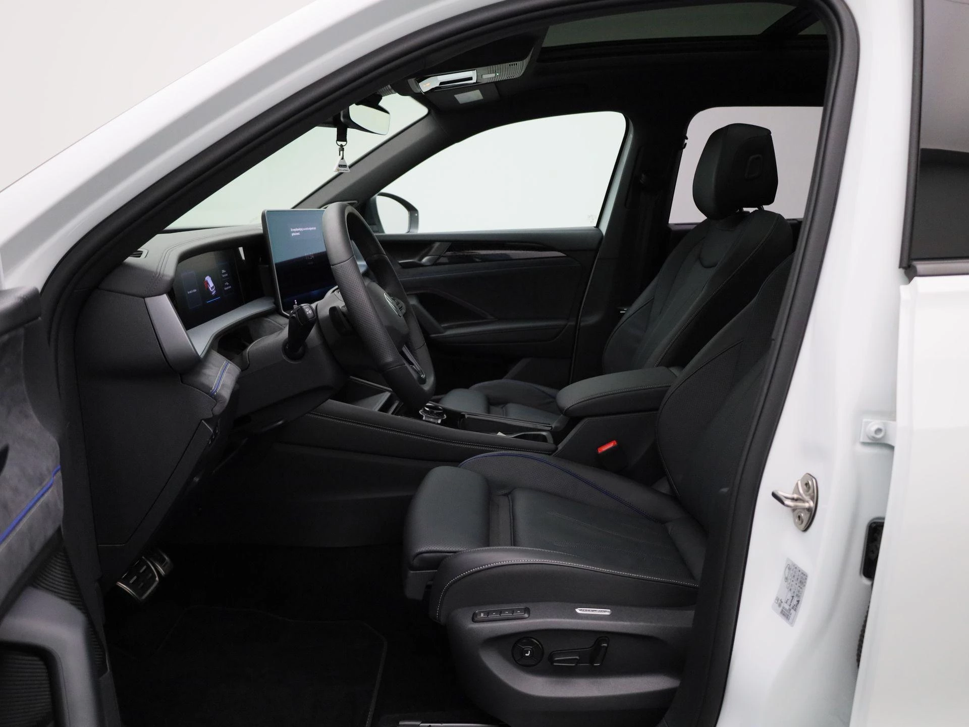 Volkswagen-Tayron-image-8