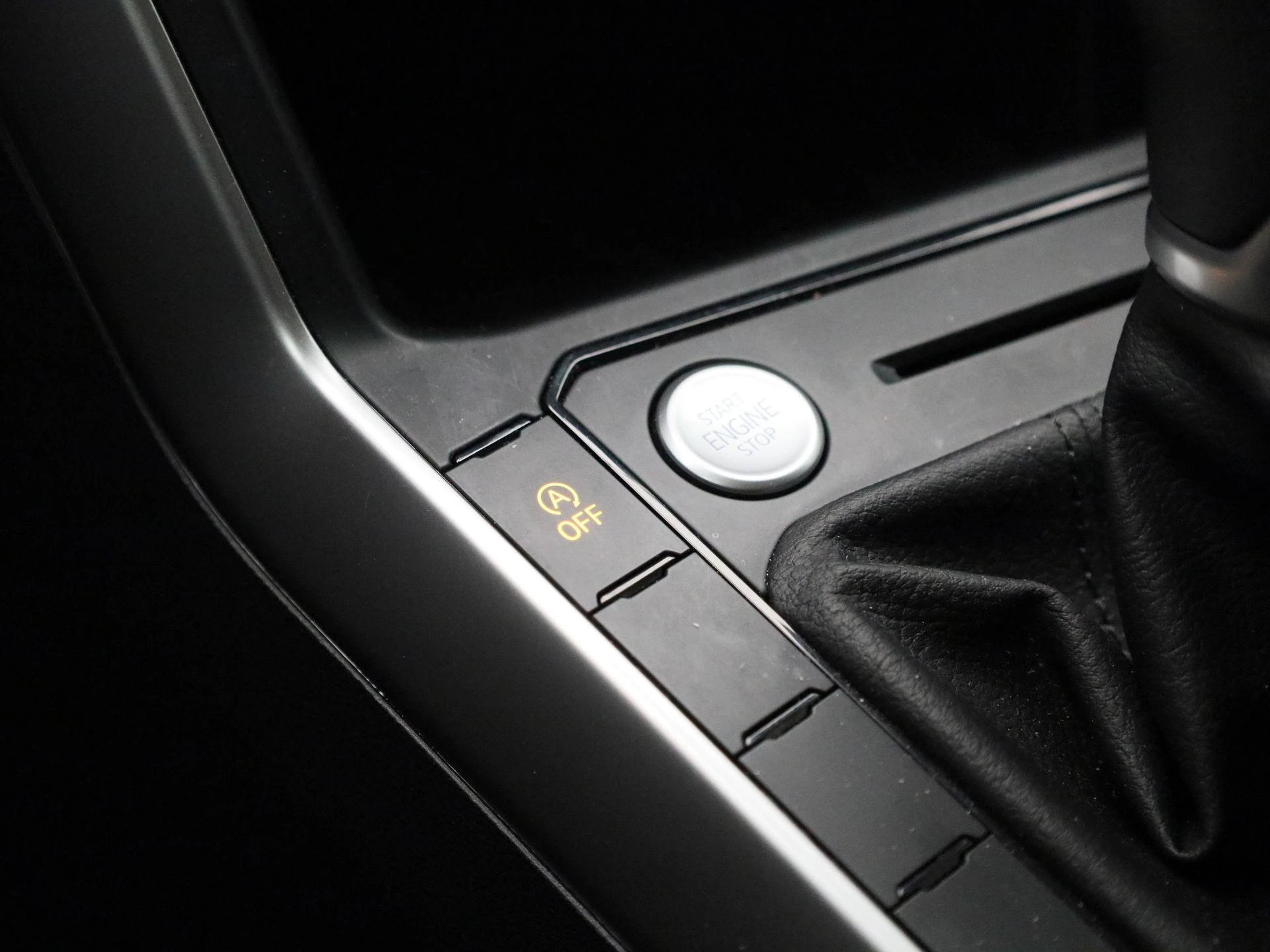 Volkswagen-Taigo-image-20