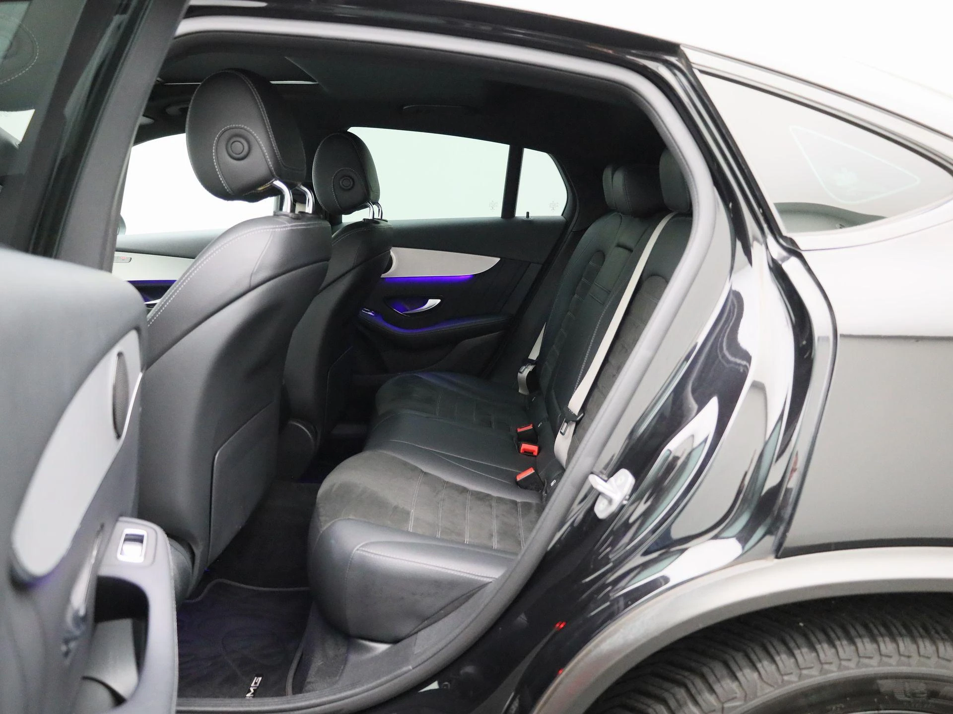 Mercedes-Benz-GLC-image-10